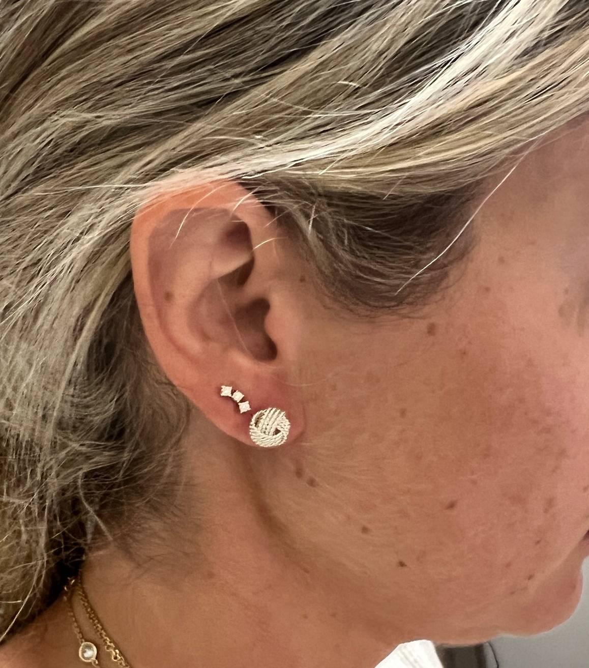 Donna Tiffany & Co. Sterling Silver Knot Rope Stud Earrings in vendita
