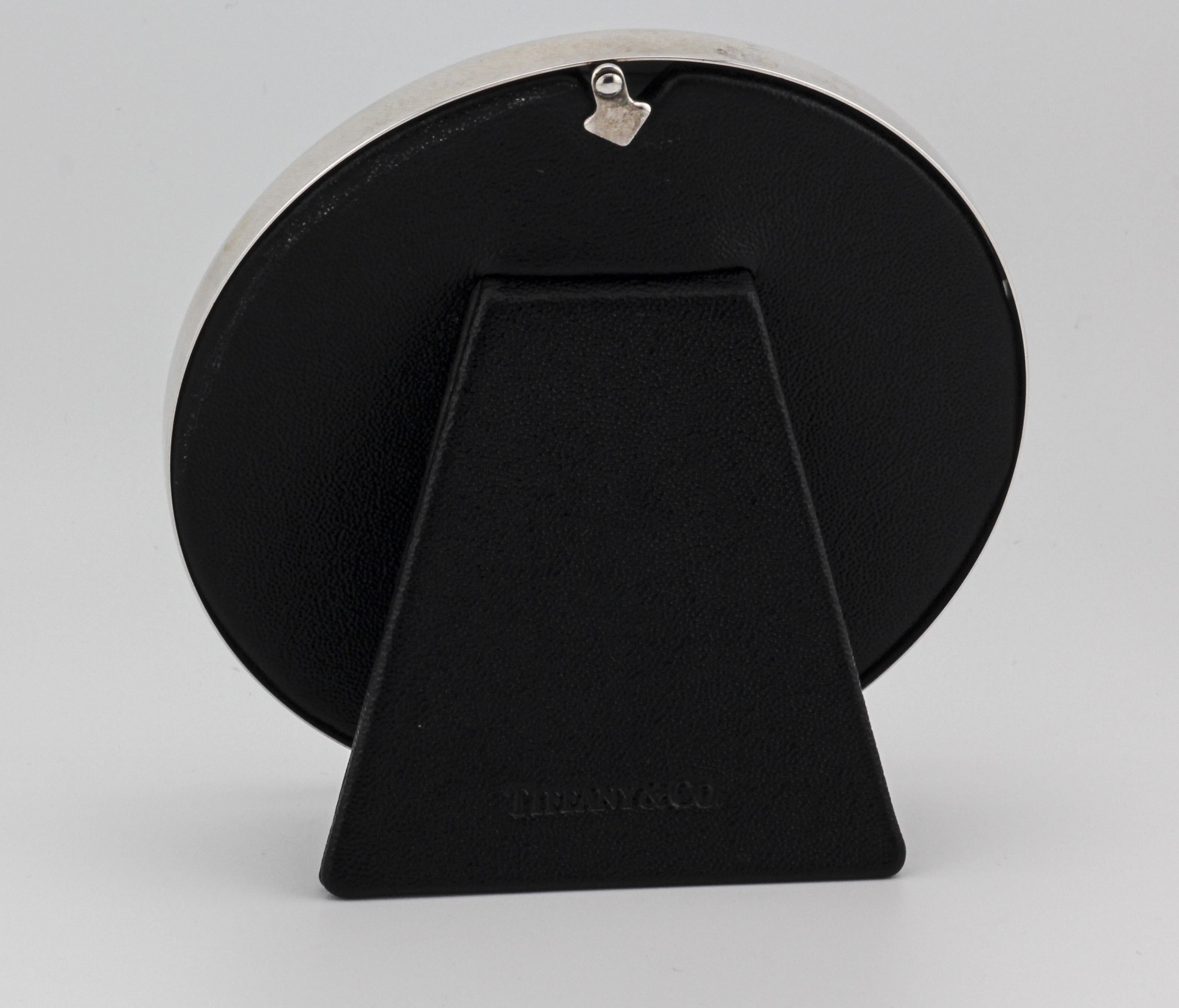Tiffany & Co. Sterling Silber Leder Baby Spielzeug Runde Bilderrahmen im Angebot 6