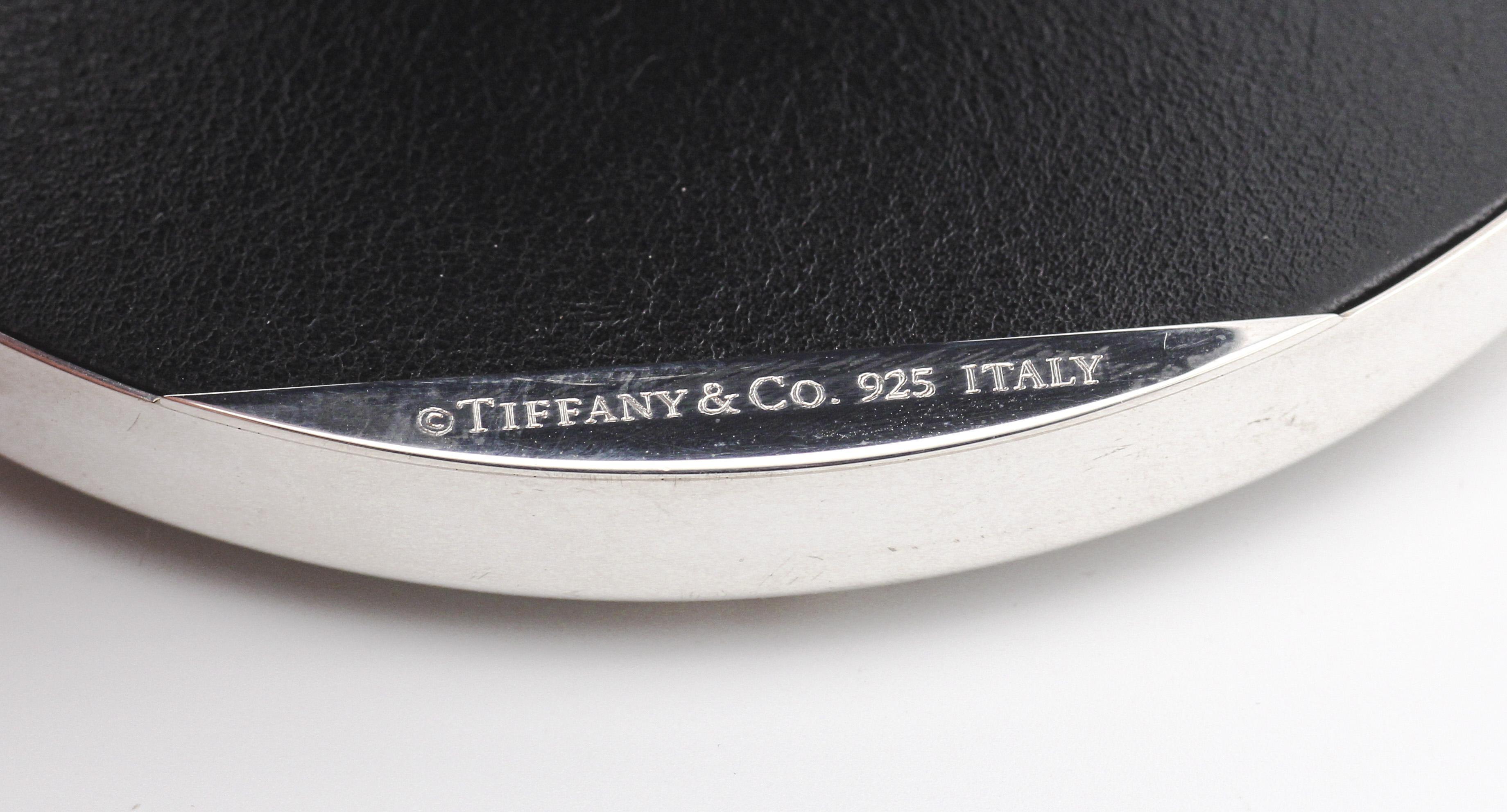 Tiffany & Co. Sterling Silber Leder Baby Spielzeug Runde Bilderrahmen im Angebot 3