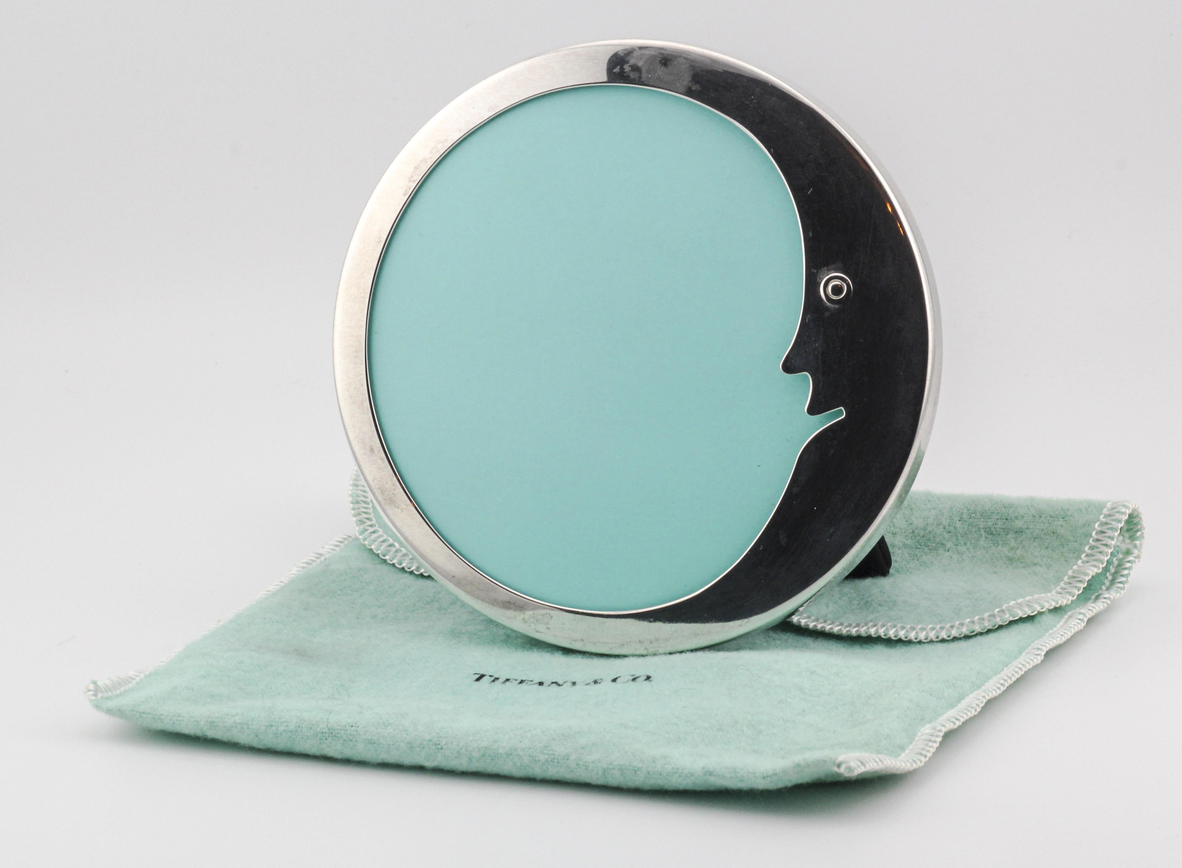 Tiffany & Co. Sterling Silver Leather Crescent Moon Round Picture Frame In Good Condition In Simpsonville, SC