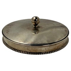 Tiffany & Co. Sous-verre en argent sterling avec couvercle, conçu par Edward C. Moore