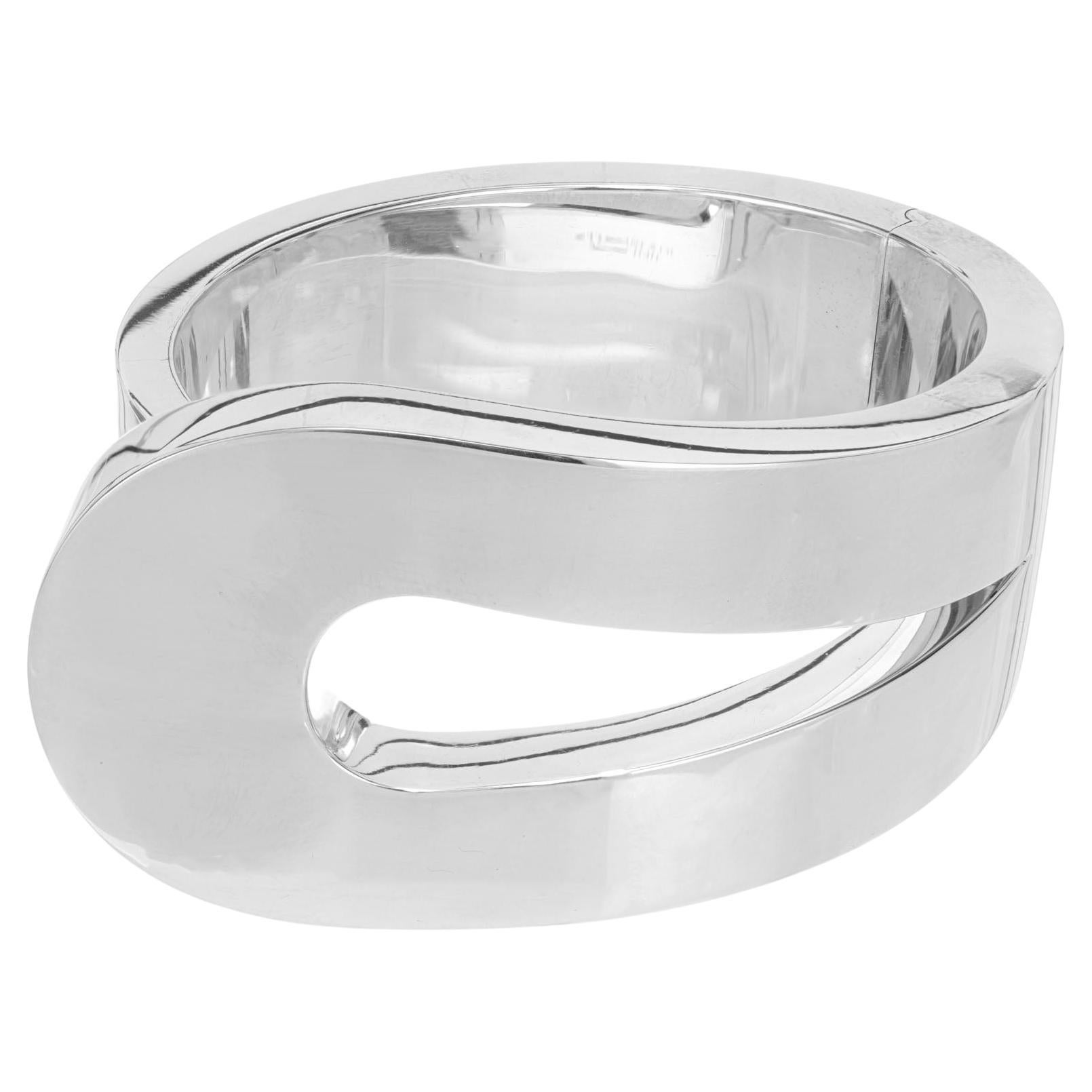 Tiffany & Co. Bracelet en forme de boucle en argent sterling