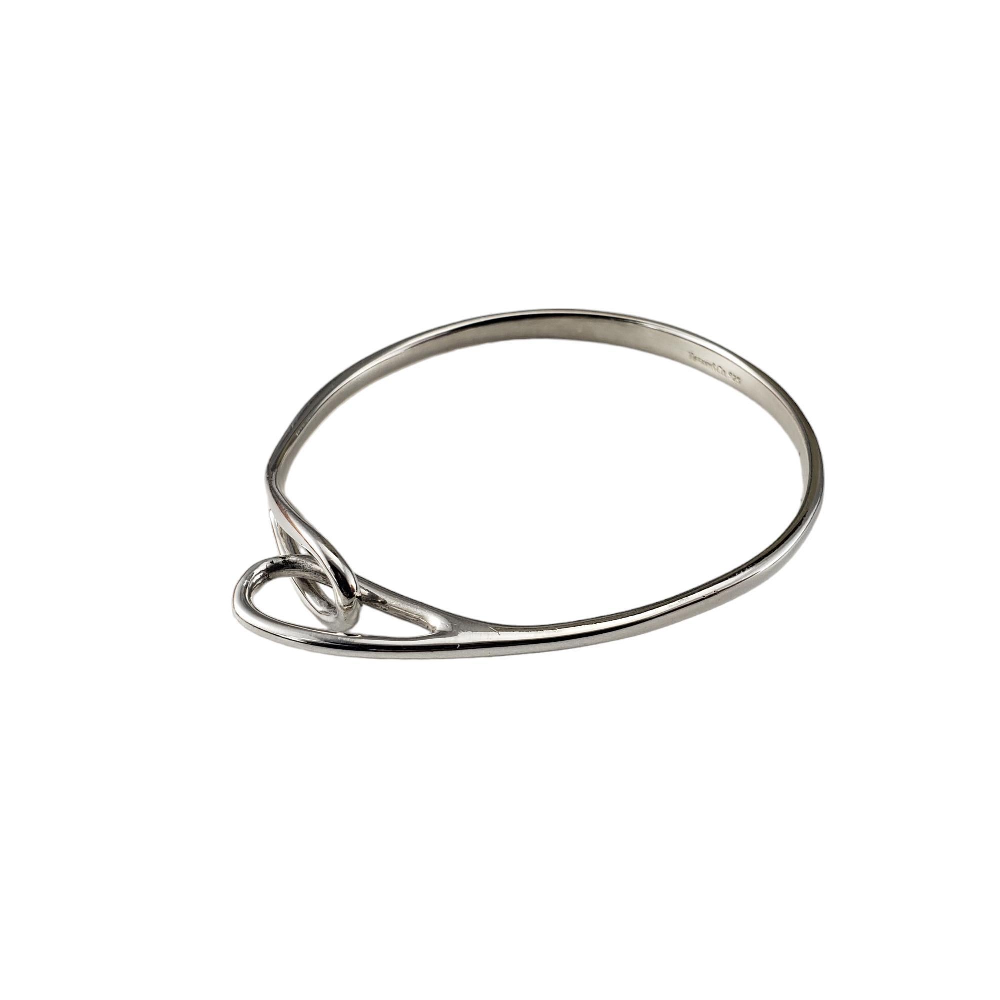 Tiffany & Co. Sterling Silver Loop Interlocking Bangle Bracelet #17297 In Good Condition In Washington Depot, CT