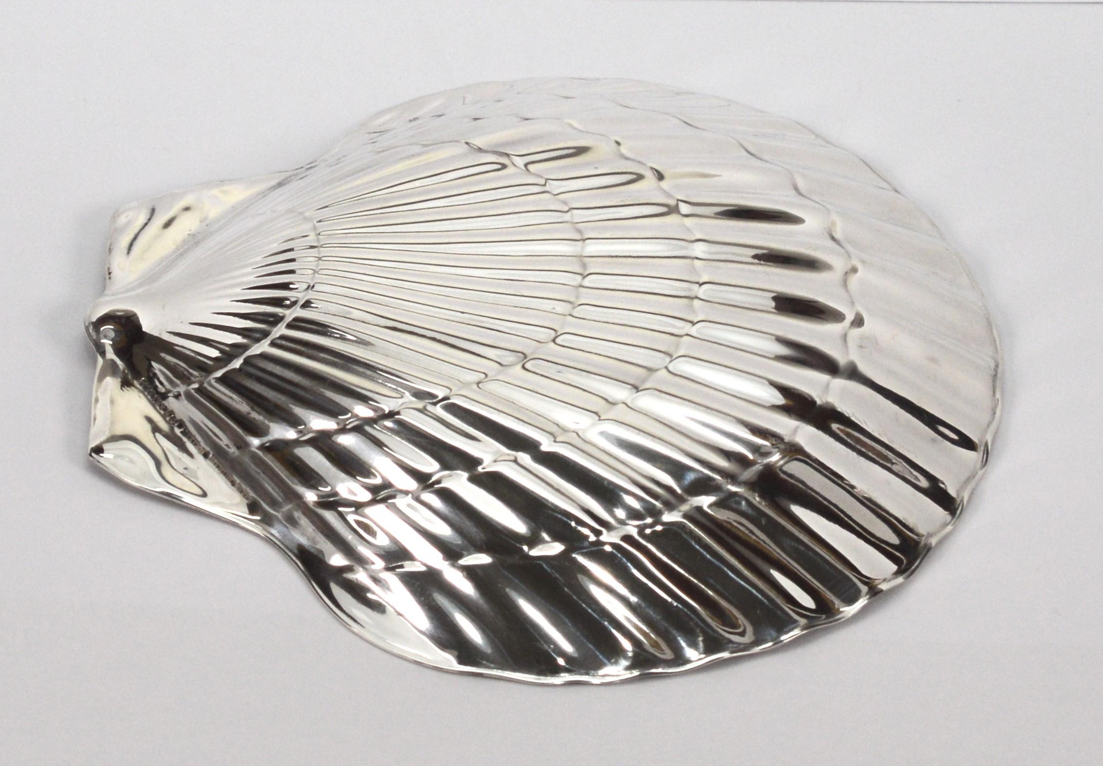 Tiffany & Co. Sterling Silver Mid-Century Modern Scallop Shell Dish 1