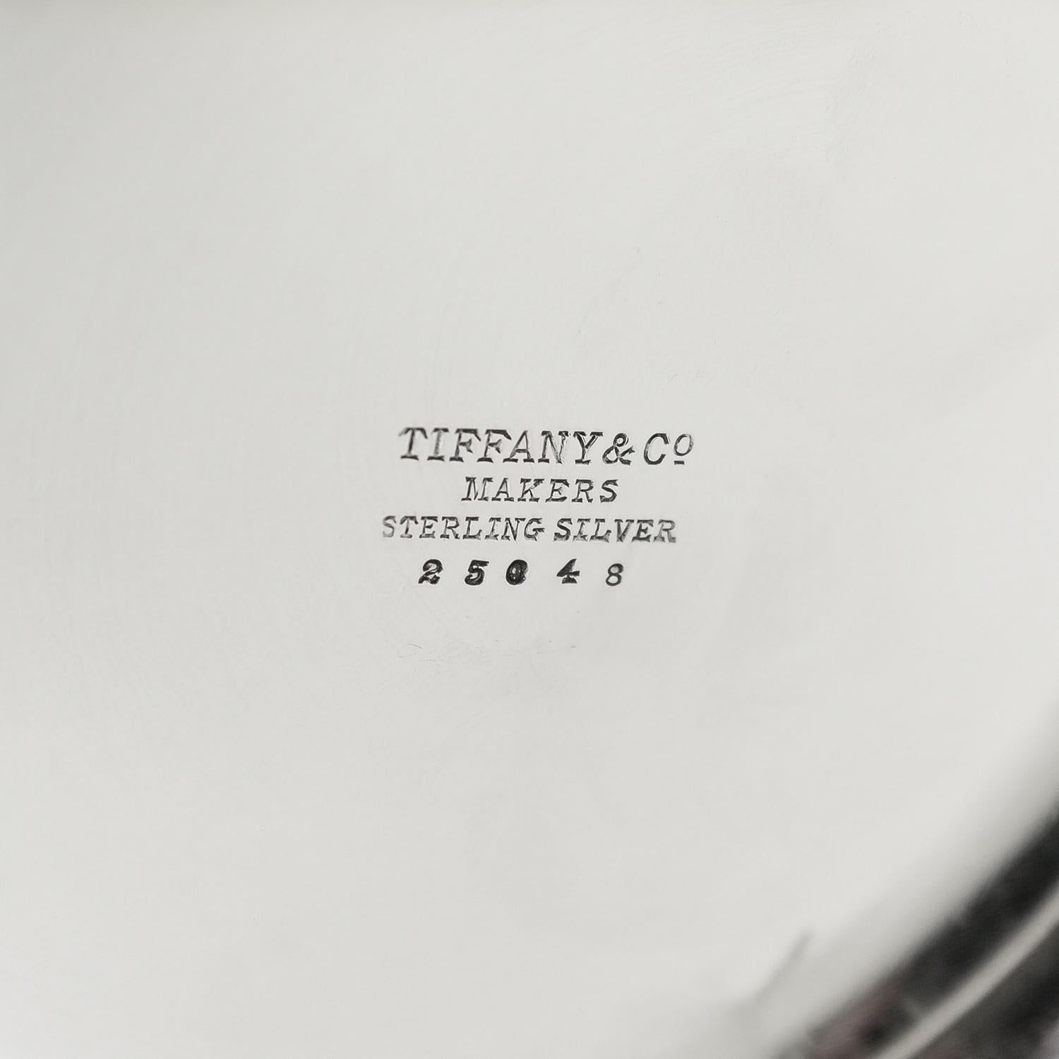 Tiffany & Co. Sterling Silver Mid-Century Paneled or Fluted Bowl For Sale 4