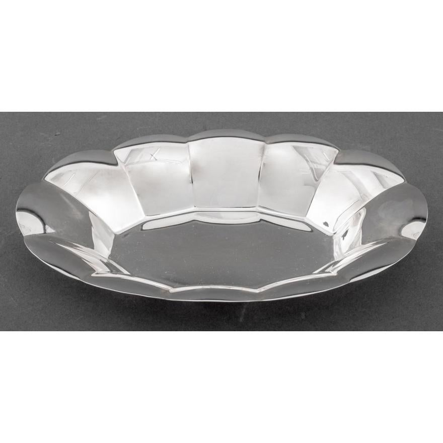 American Tiffany & Co. Sterling Silver  Mid-Century Tableware/ Barware Serving Dish For Sale