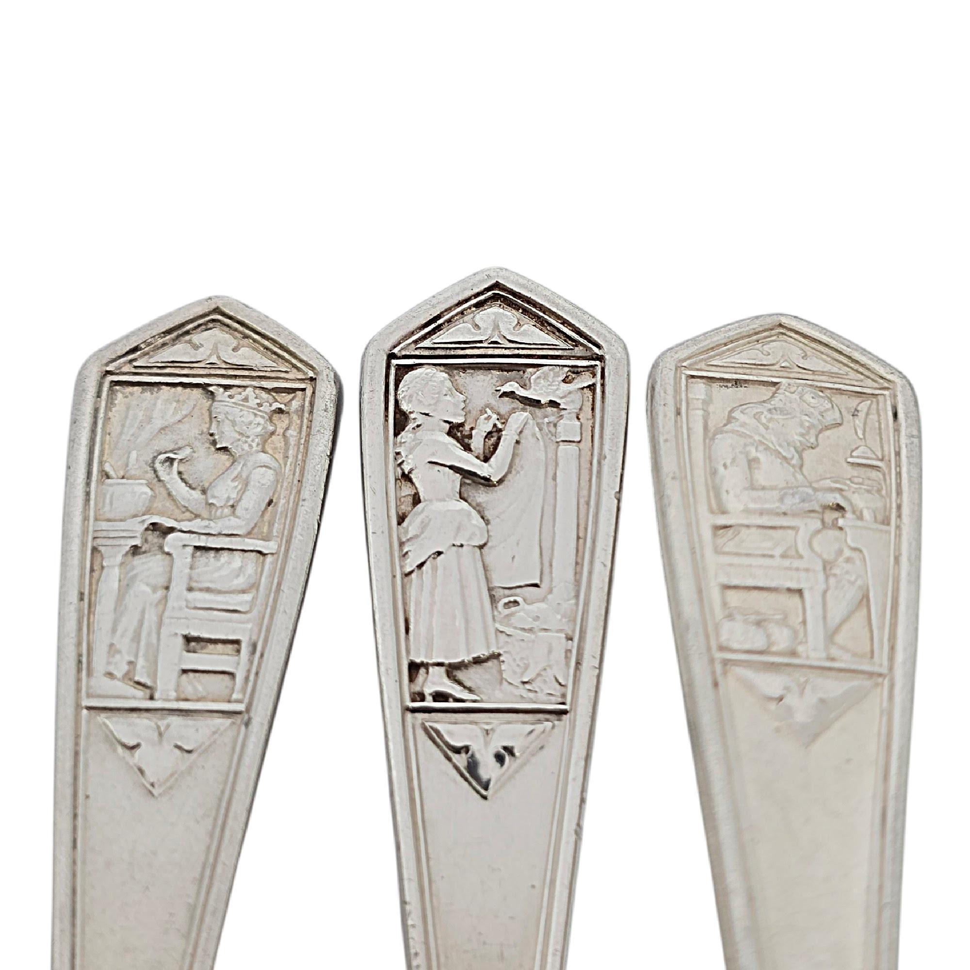 Tiffany & Co. Sterling Silver Old King Cole Set per la pappa del bambino w/Mono #19620 in vendita 4