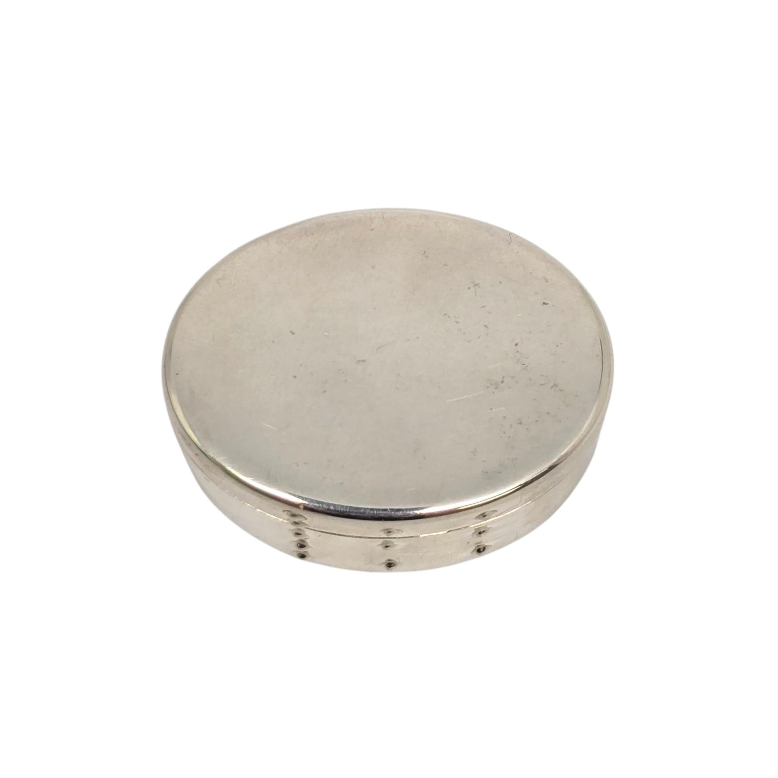 Tiffany & Co Sterling Silver Oval Shaker Style Pill/Trinket Box #22272 For Sale 1