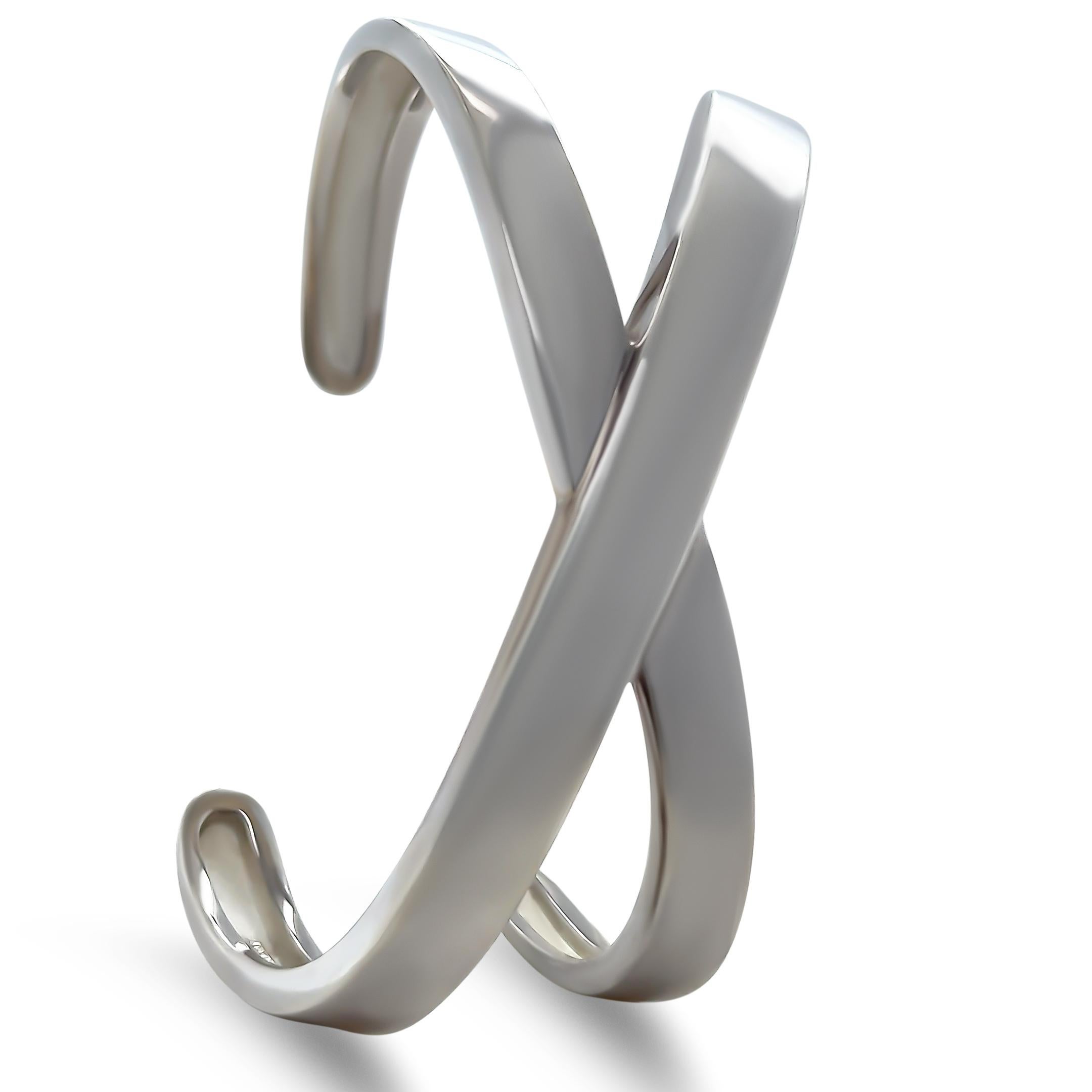 A Tiffany & Co Paloma's Picasso Graffiti X Cuff, made of Sterling Silver. Size Small.

Metal: 925 Sterling Silver
Carat: N/A
Colour: N/A
Clarity: N/A
Cut: N/A
Weight: N/A
Engravings/Markings: Signed Paloma Picasso Tiffany & Co 925

Size/Measurement: