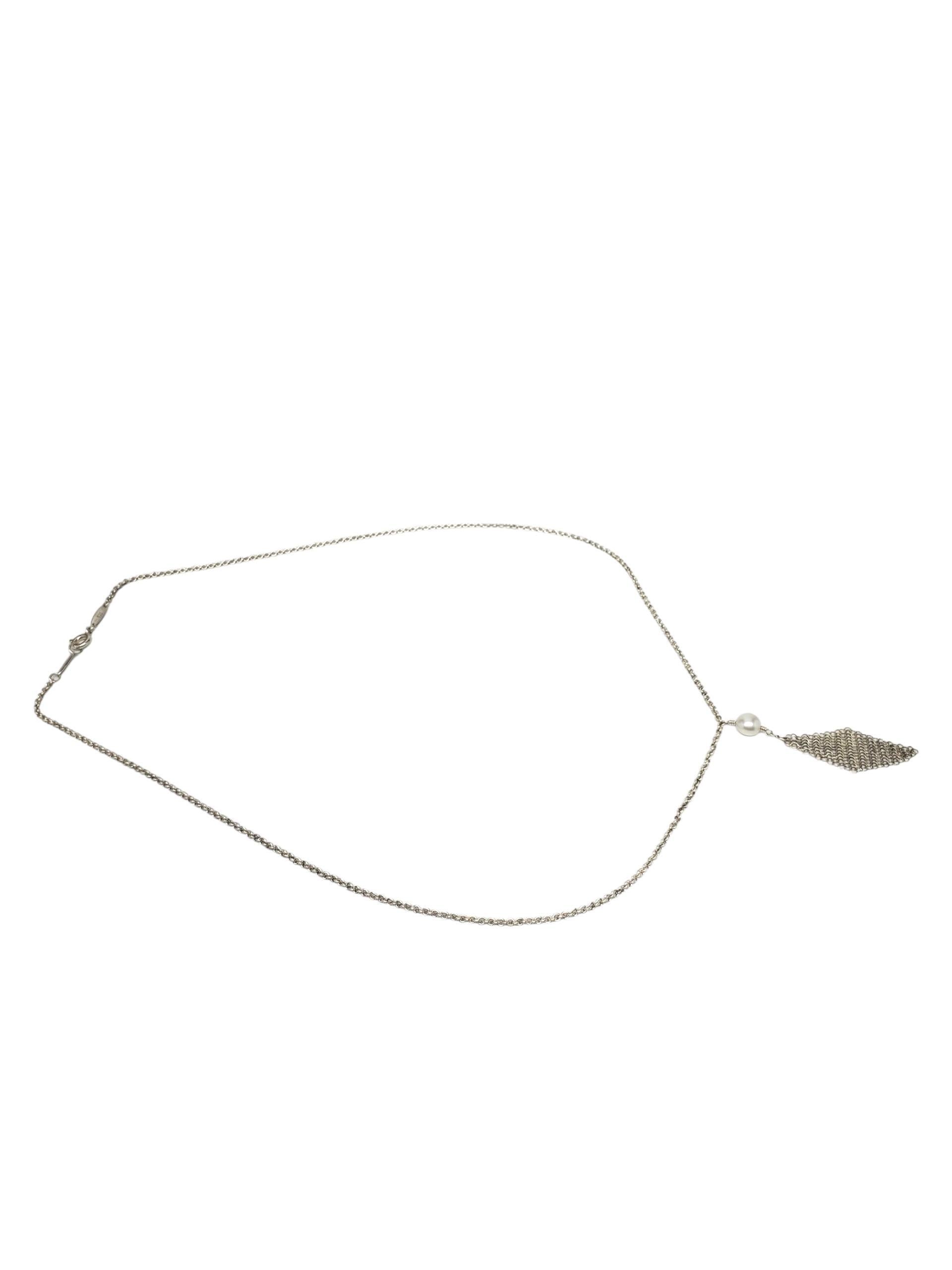 Tiffany & Co. Collana con ciondolo con perle e nappe in maglia d'argento #22614 In condizioni buone in vendita a Washington Depot, CT