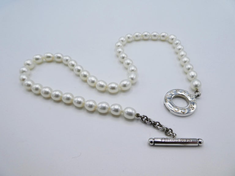 Glendora Silver Chain Necklace with Toggle Clasp and Pearl Pendant