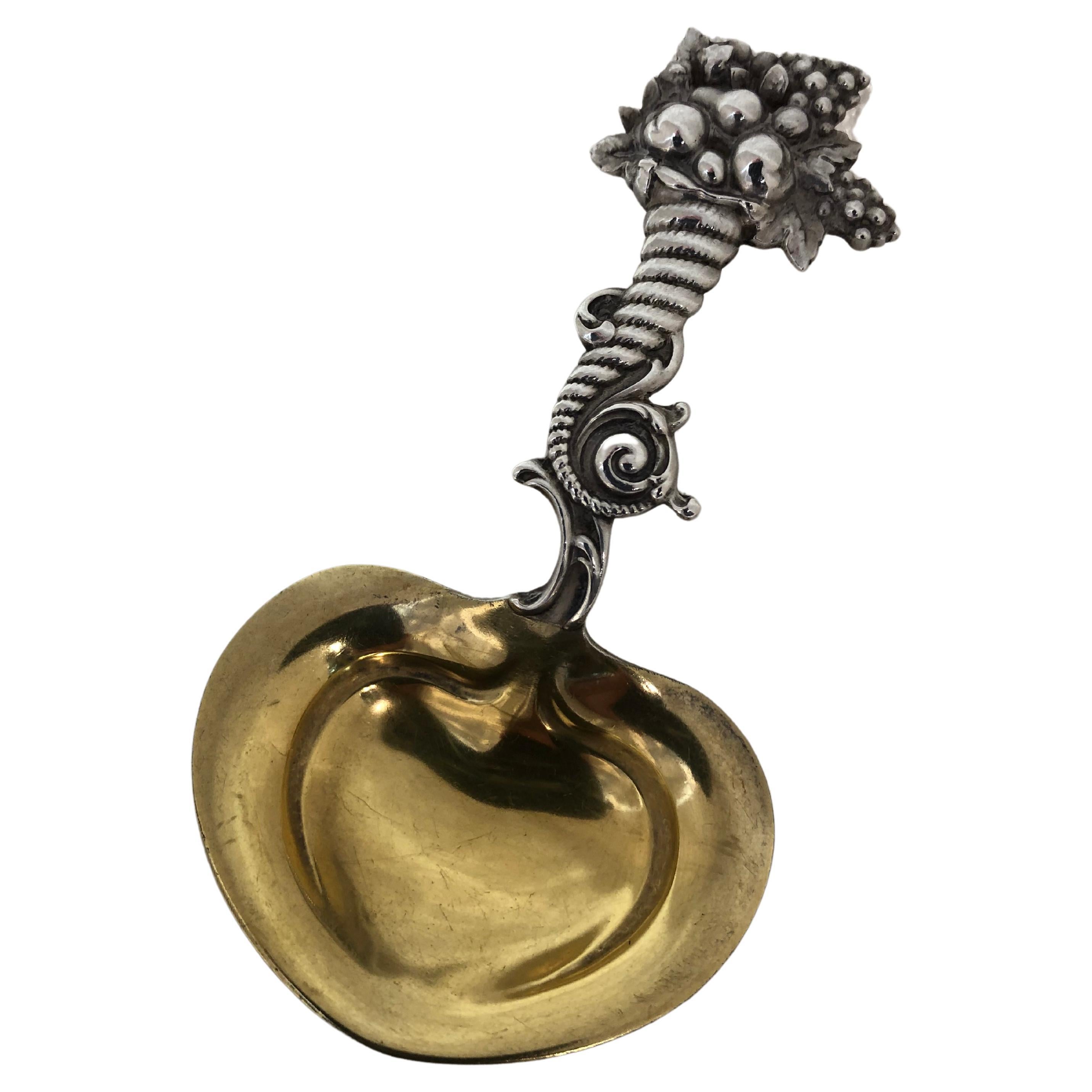 Tiffany &co petite cuchara de servir de plata de ley en forma de corazón cornucopia bayas/mermelada cuchara dorada de diseño en forma de corazón.