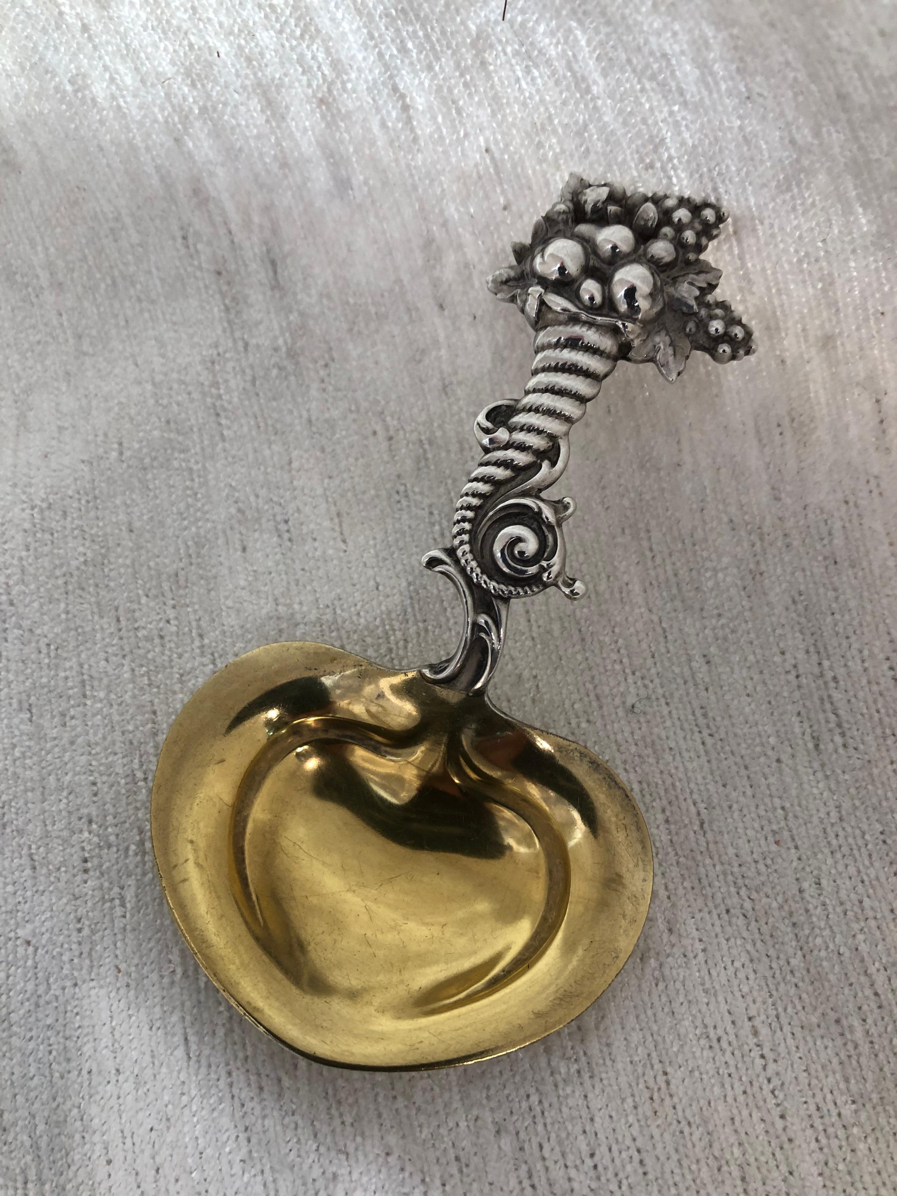 Sterlingsilber Herzförmiges Füllhorn/Beeren-/Jamchenkorn von Tiffany & Co (amerikanisch) im Angebot