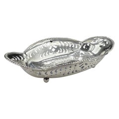 Tiffany & Co., plat à condiments en argent sterling percé