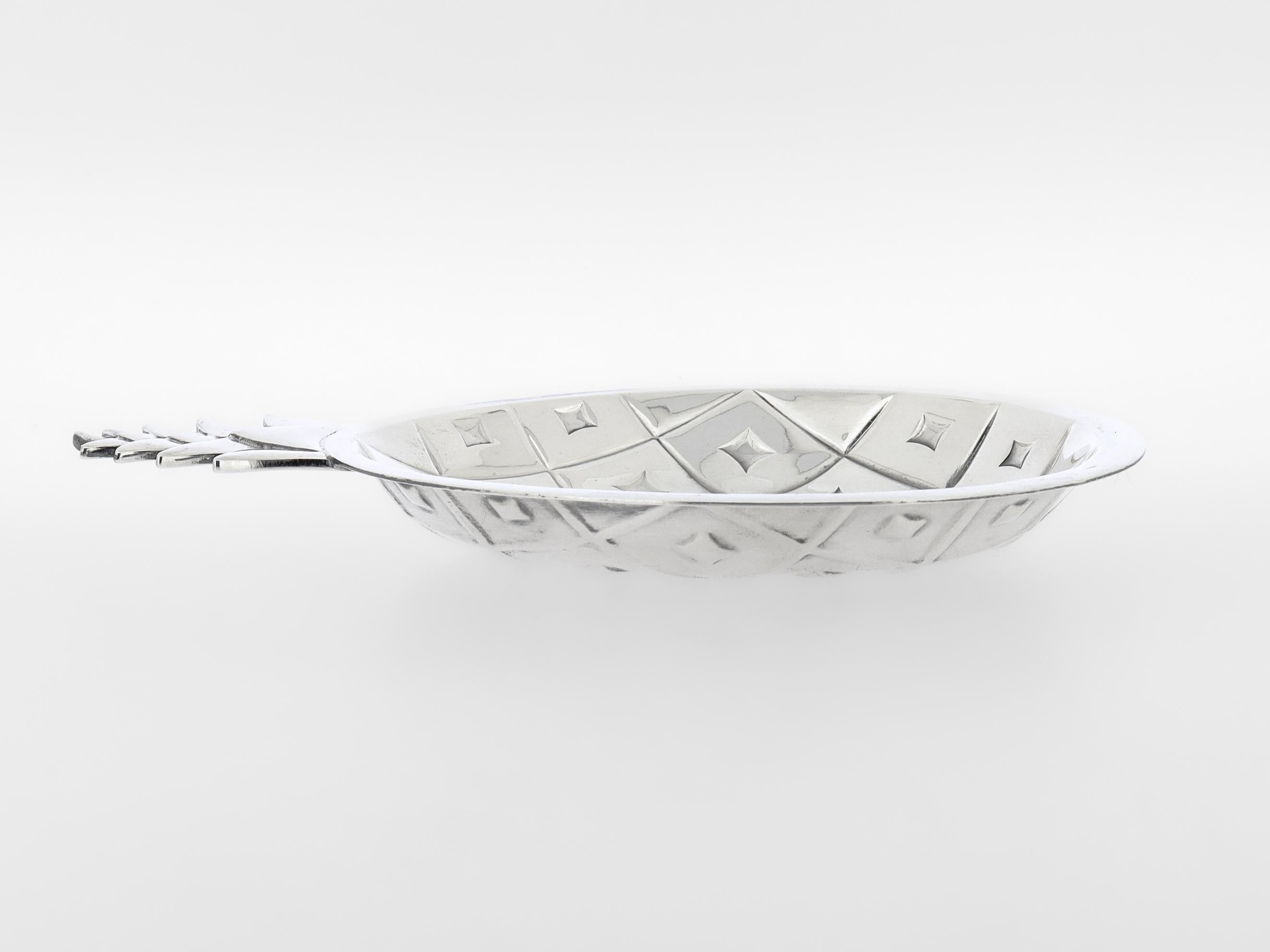 Tiffany & Co. Sterling Silber Ananas Candy / Bonbon Dish oder Vide Poche im Angebot 4
