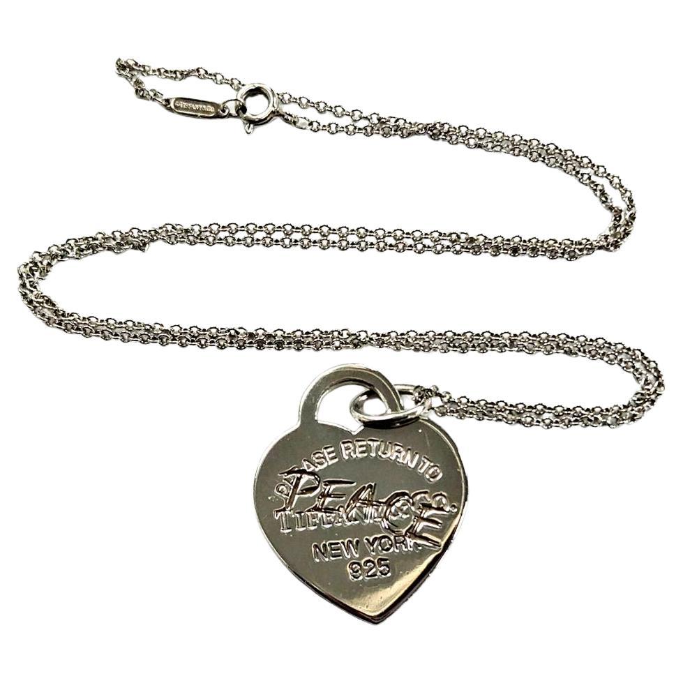 Tiffany & Co. Ciondolo a forma di cuore in argento 925 "Please Return to Tiffany". in vendita