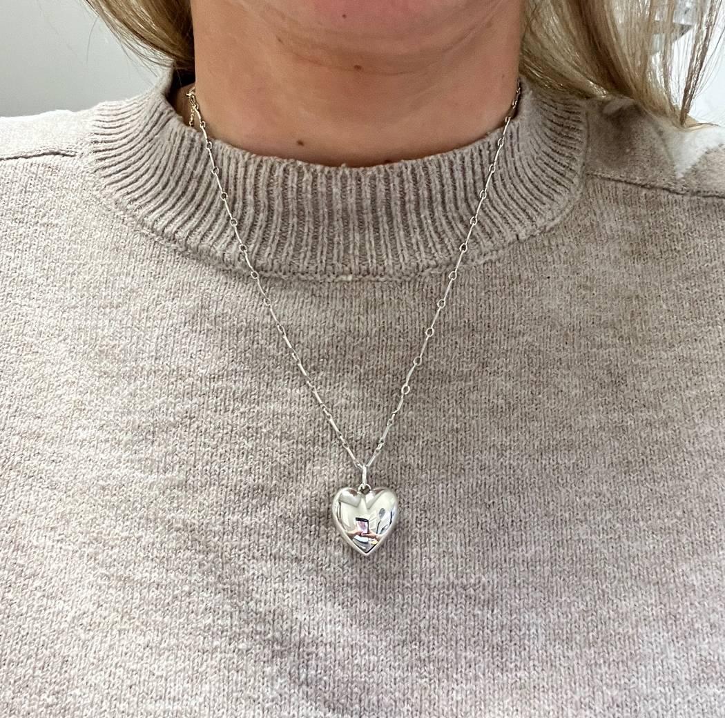 Women's Tiffany & Co. Sterling Silver Puffed Heart Pendant Chain Link Necklace