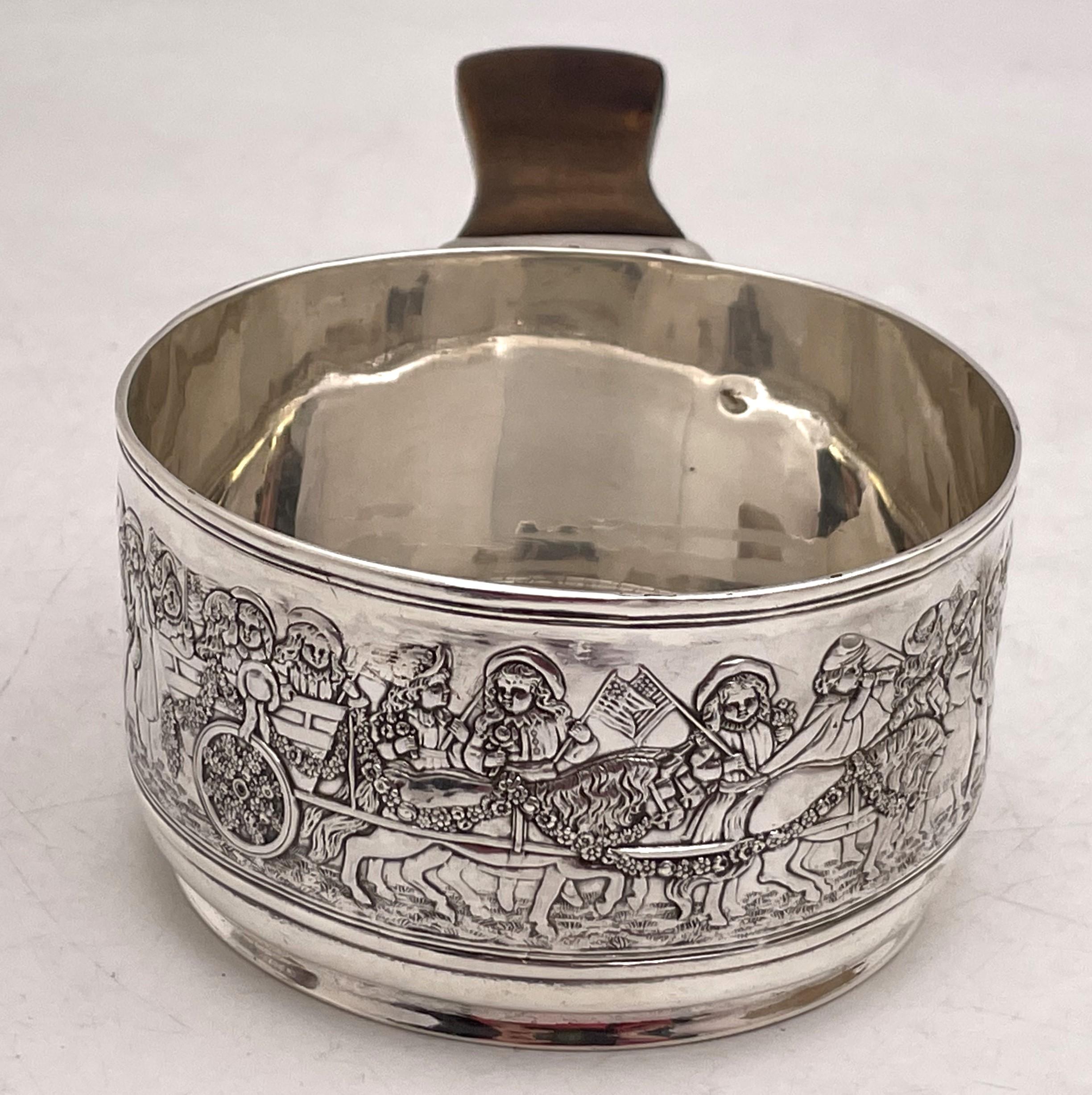 Tiffany & Co. Sterling Silver Rare Child's Bowl & Porringer w/ Original Pouches For Sale 5
