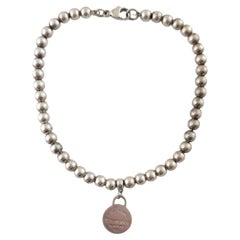 Tiffany & Co. Retour à Tiffany, bracelet de perles en argent sterling avec étiquette en forme de cœur n° 17391