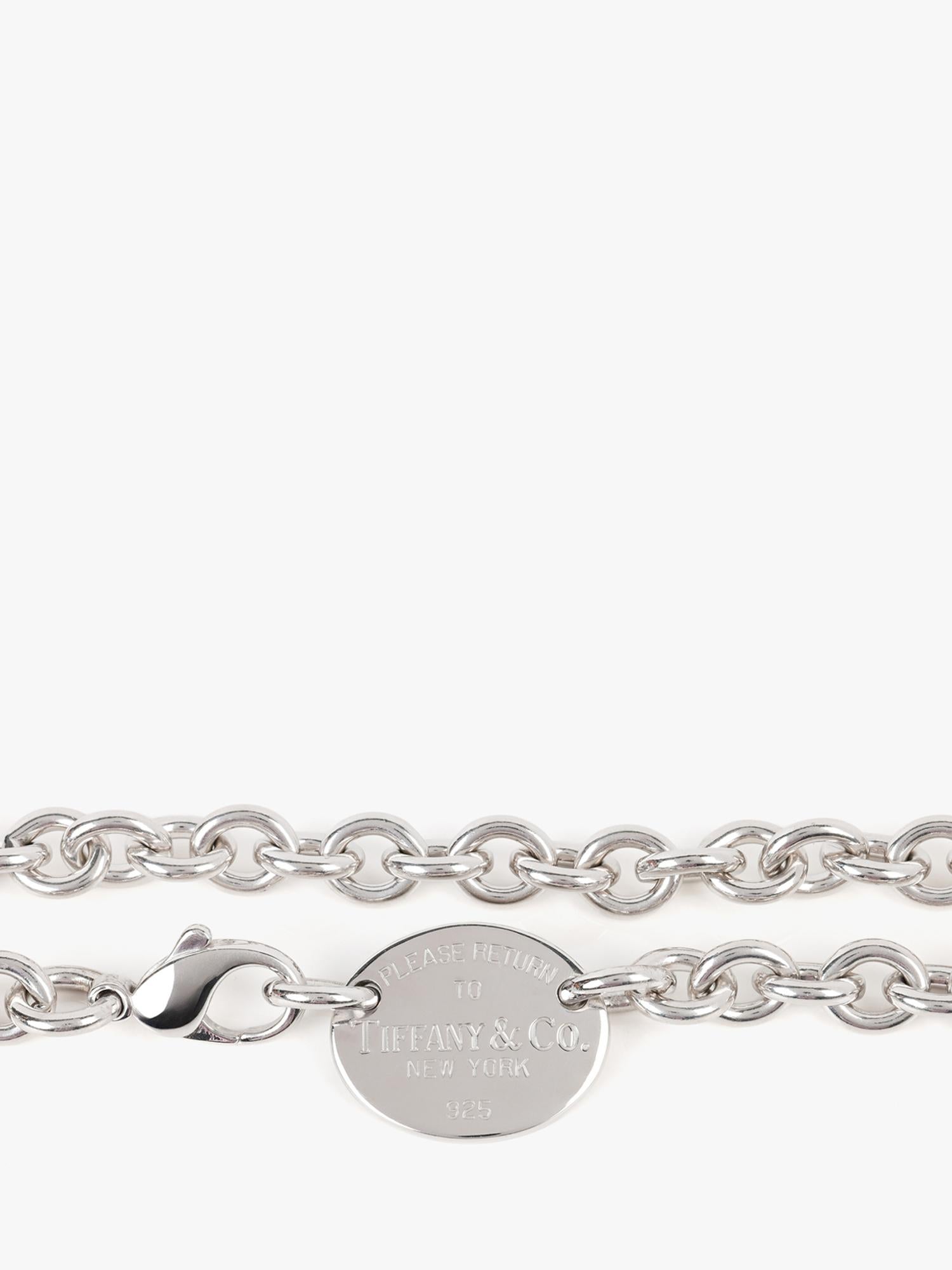 Tiffany & Co. Sterling Silber Rückkehr zu Tiffany Tag Charme Halskette im Zustand „Hervorragend“ im Angebot in Bishop's Stortford, Hertfordshire
