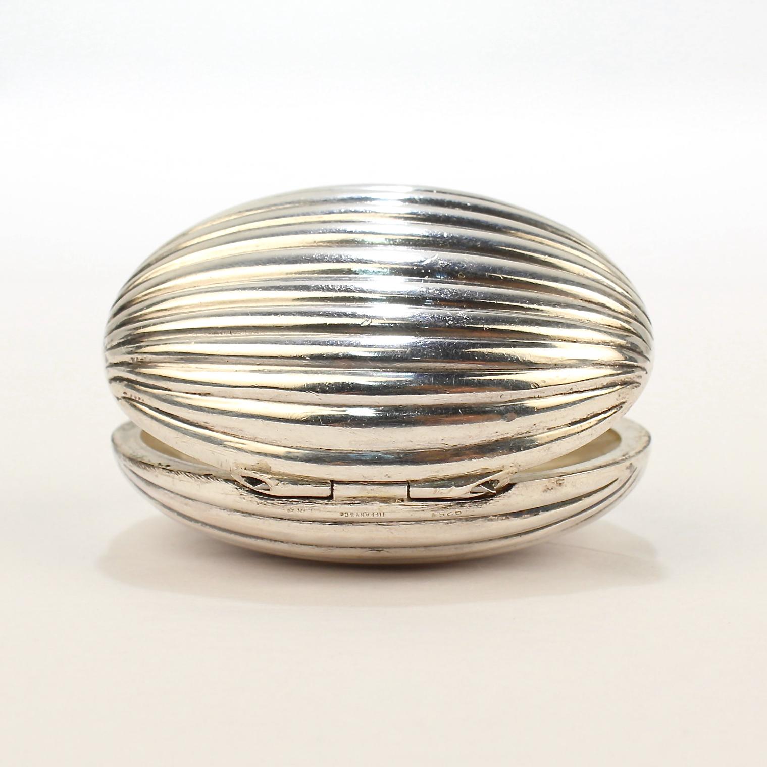 Tiffany & Co. Sterling Silver Ribbed Pill Box from the Mario Buatta Collection 3