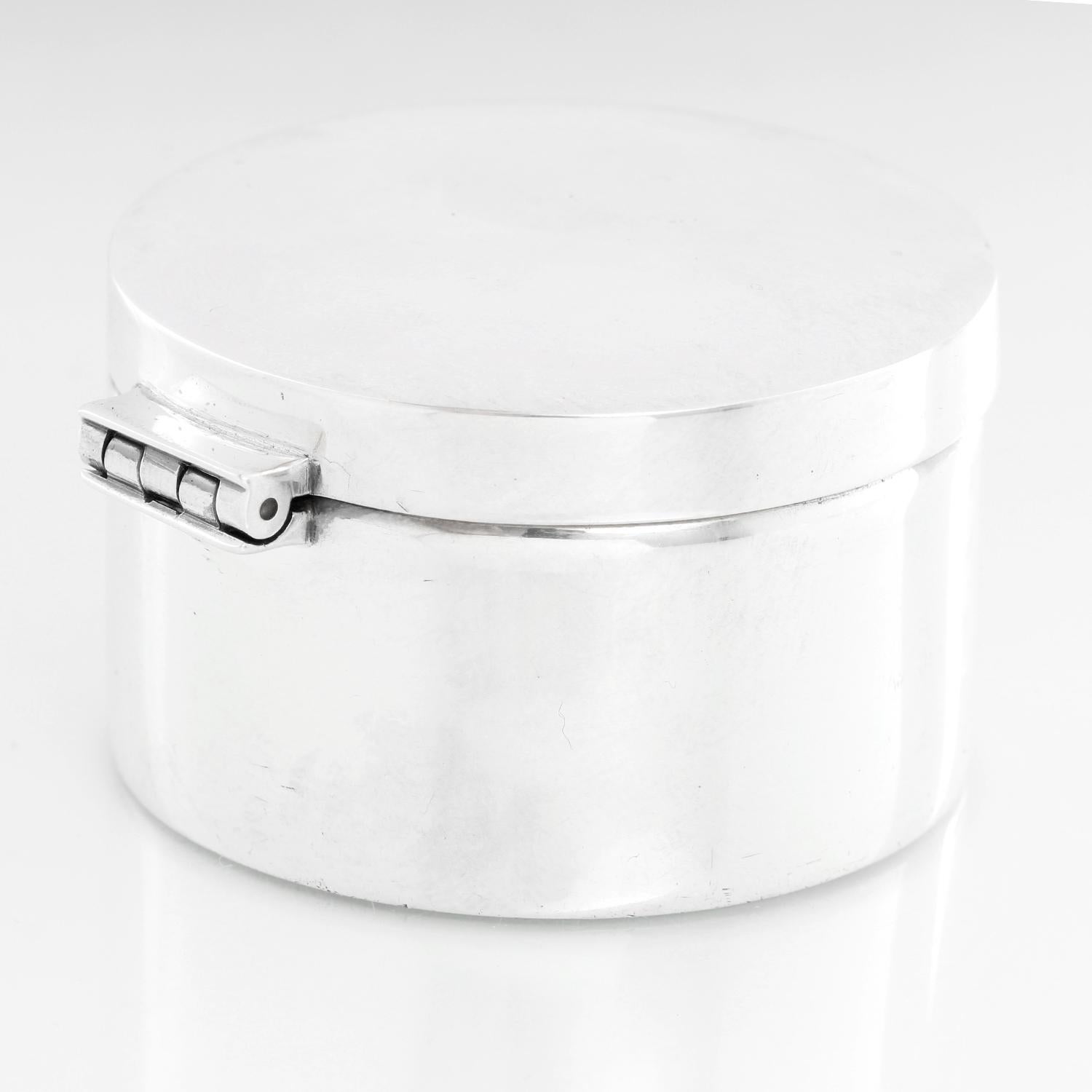 Tiffany & Co. Sterling Silver Round Stamp Roll Dispenser In Excellent Condition In Dallas, TX