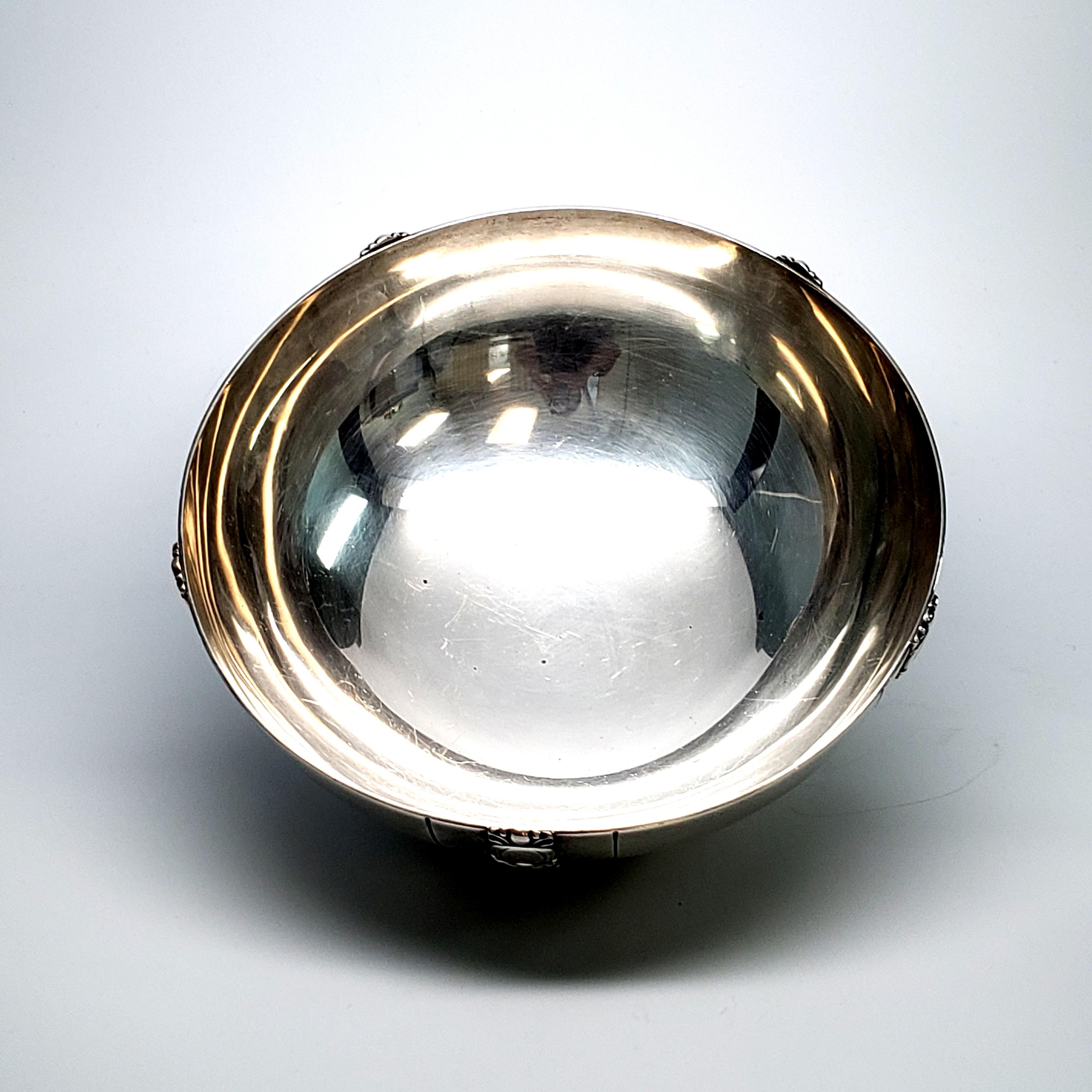 Tiffany & Co. Insalatiera in argento Sterling con motivo a vite di pomodoro o di zucca In condizioni buone in vendita a Washington Depot, CT