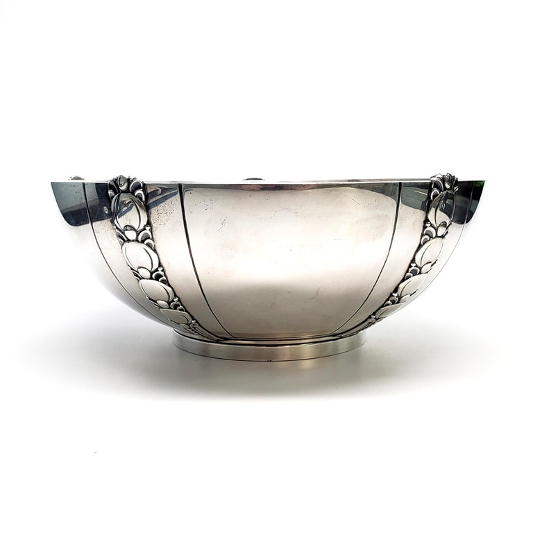 Tiffany and Co. Sterling Silver Salad Bowl Tomato or Pumpkin Vine Pattern For Sale at 1stDibs
