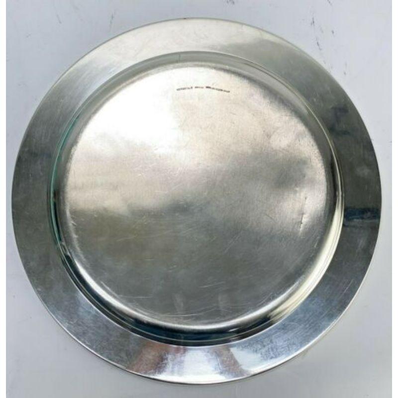 Tiffany & Co. sterling silver salver #20187, circa 1970. Makers sterling silver marks to the underside. 

Additional information:
Type: Platters & Trays 
Composition: Sterling Silver
Brand: Tiffany & Co.
Dimension: 12 inches