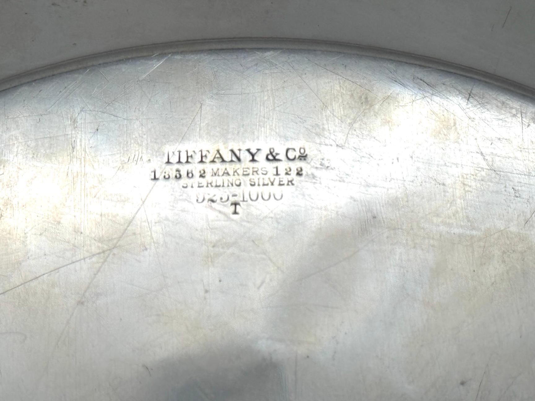 American Tiffany & Co. Sterling Silver Scalloped Round Tray, Applied Rim, 10.25 Inches For Sale