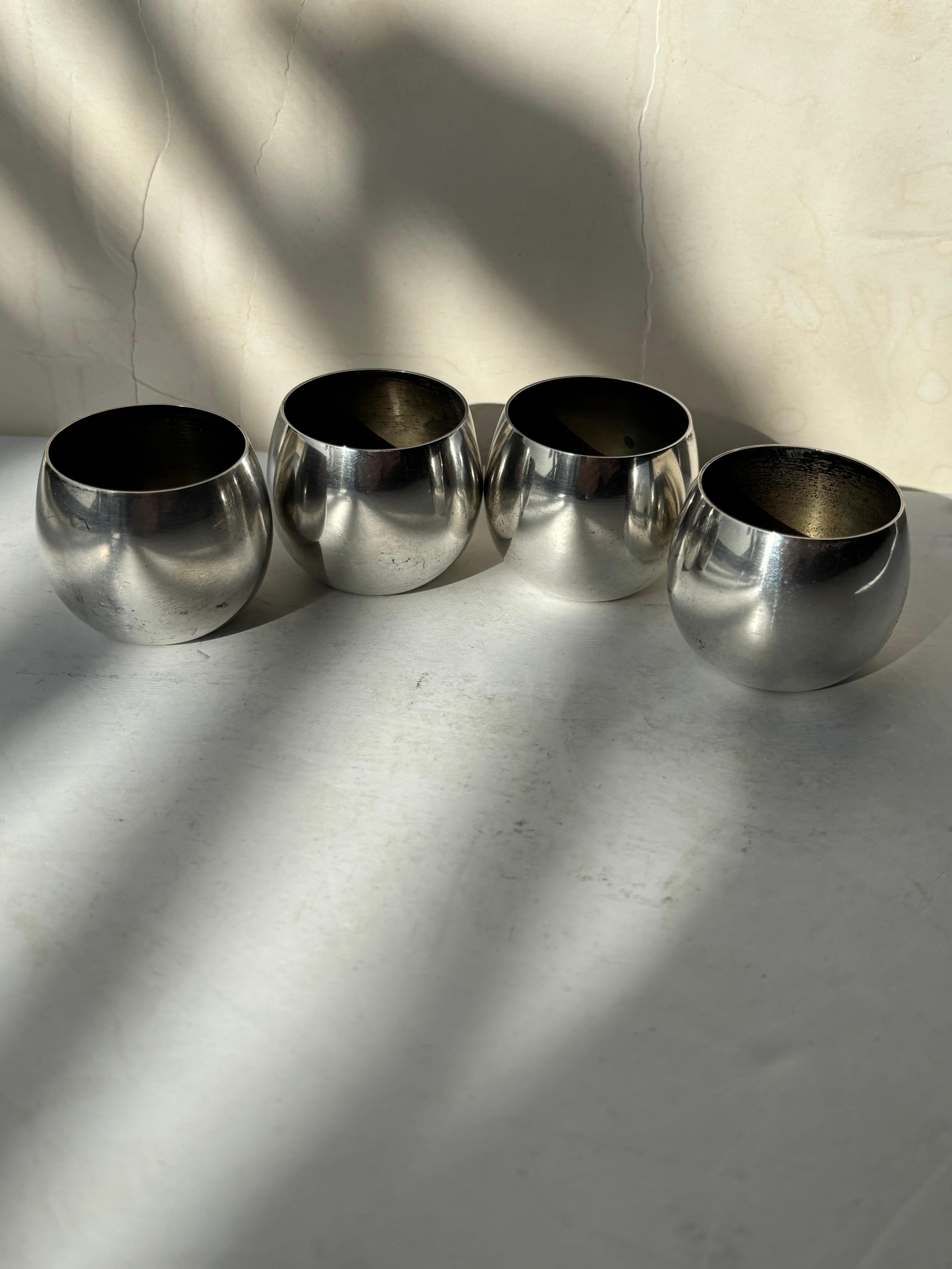 Juego de 4 chupitos/vasos de plata de ley de Tiffany & Co nº 25005 en Bueno estado para la venta en Los Angeles, CA