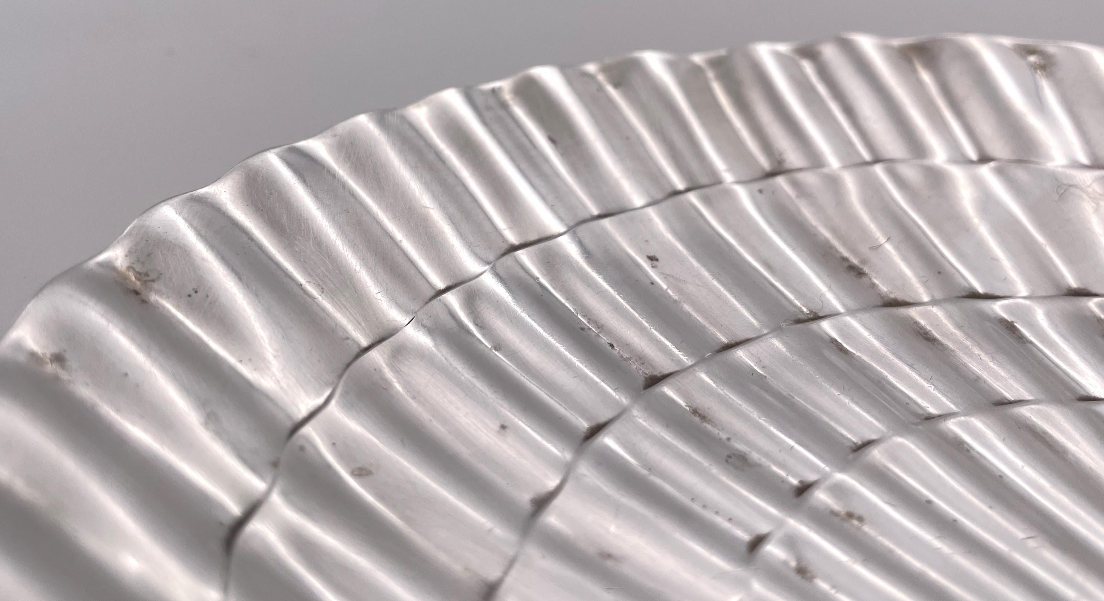 Tiffany & Co. Plato para frutos secos / caramelos en forma de concha de plata de ley Estadounidense en venta