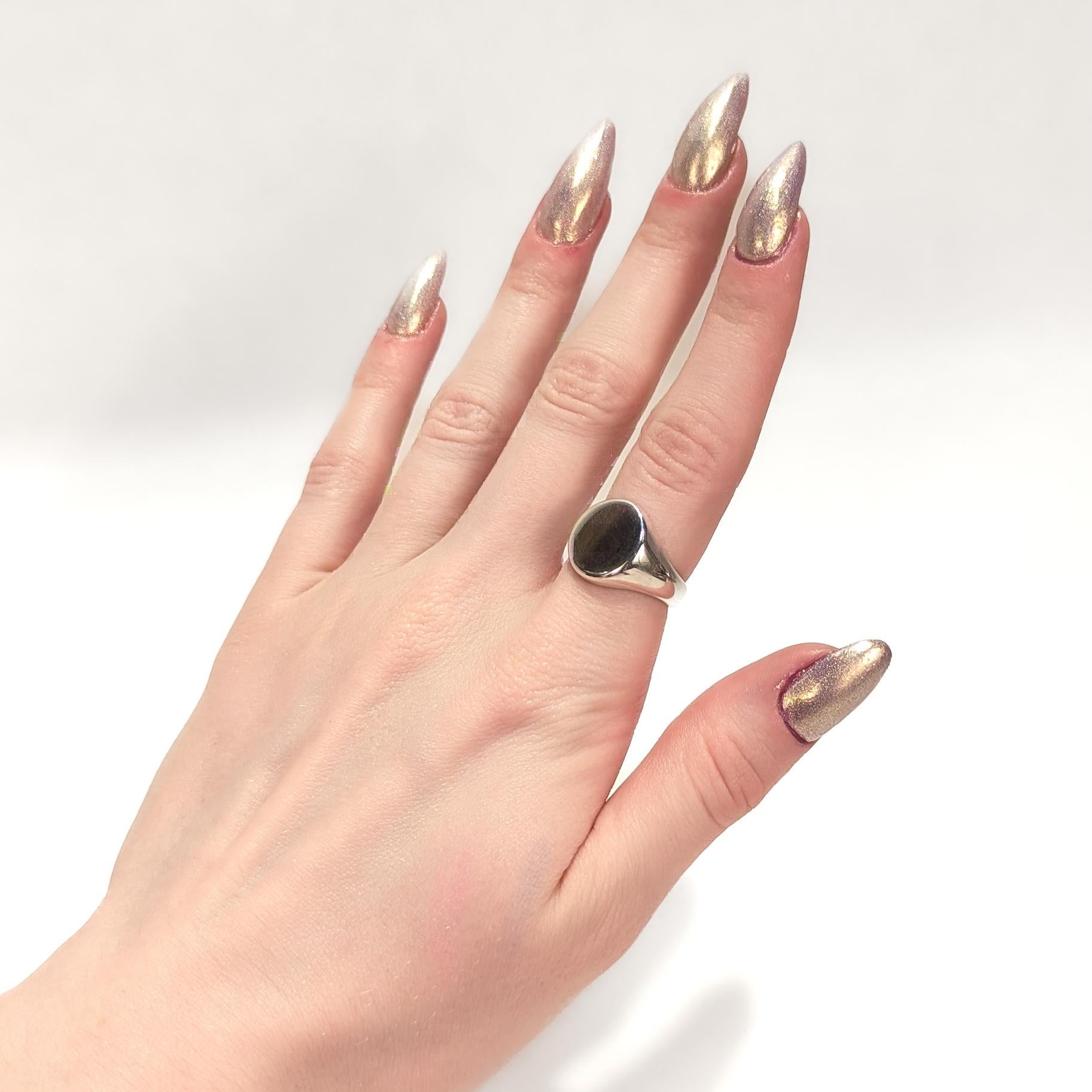 Tiffany & Co. Anello con sigillo in argento sterling in vendita 5