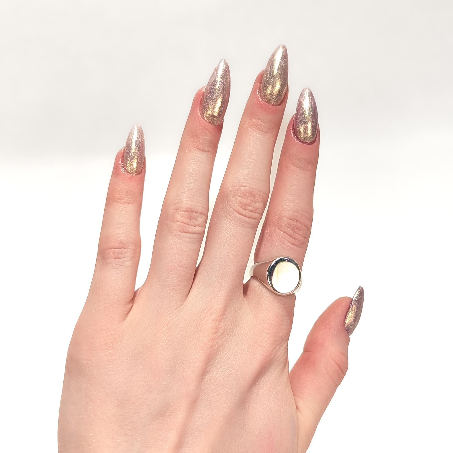 Moderno Tiffany & Co. Anello con sigillo in argento sterling in vendita