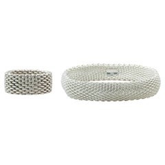 Tiffany & Co. Ensemble composé d'un bracelet rigide et d'une bague en maille « Somerset » en argent sterling