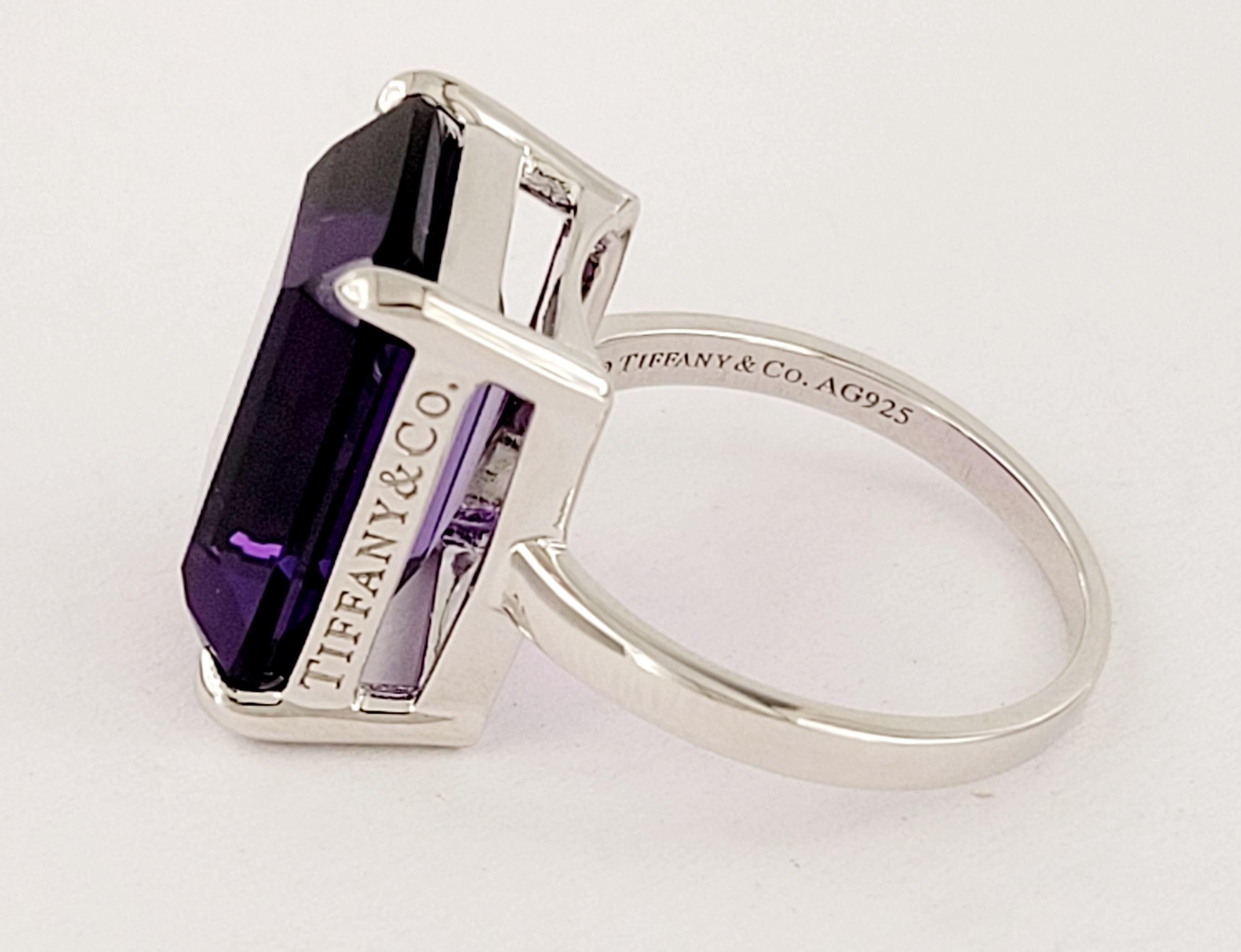 Tiffany& Co Sparkler Amethyst Gemstone

Emerald cut Amethyst 

Stone Color Purple 

Amethyst Dimension 16 X 12mm

Ring Size 7

Ring Weight 3.2gr

Condition new, never worn

Tiffany& Co Pouch included

Retail Price $1.250

