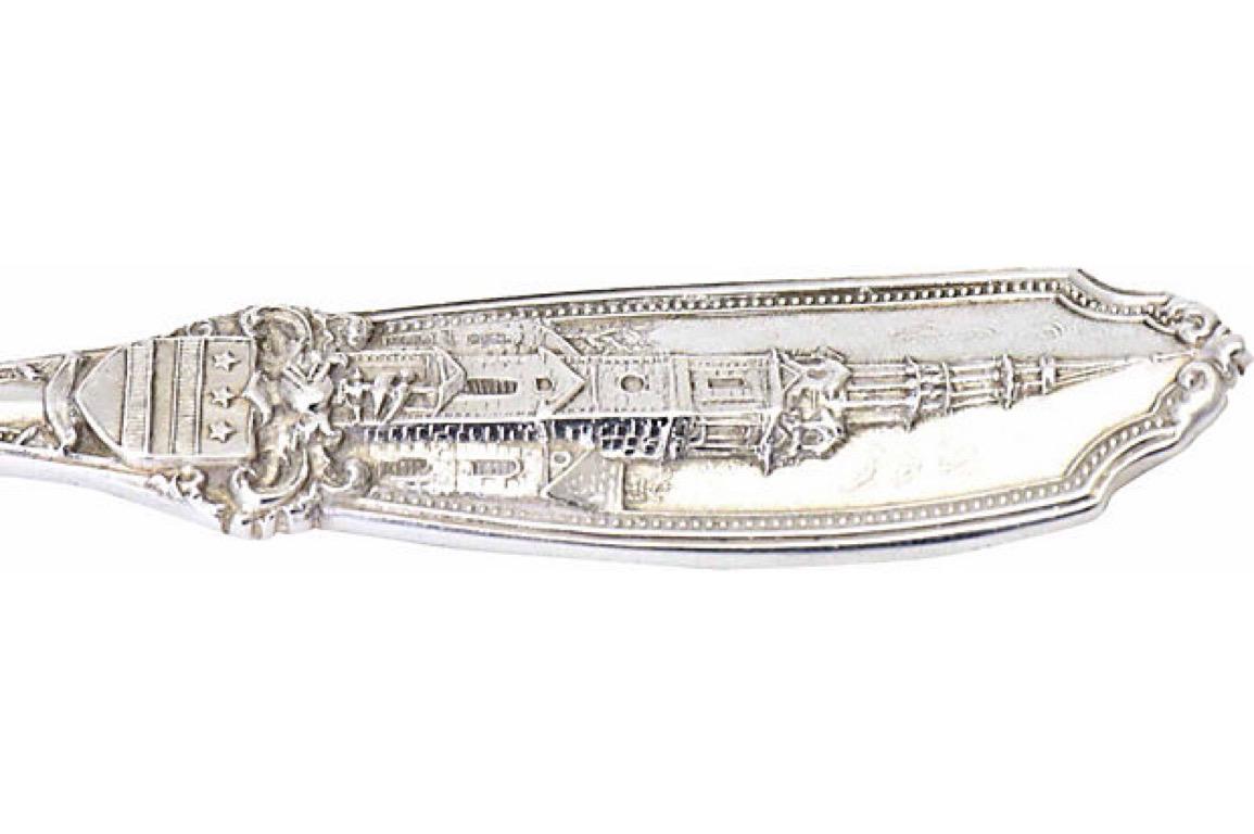Tiffany & Co. Sterling Silver St. Paul's Church Collector's Spoon For Sale 4