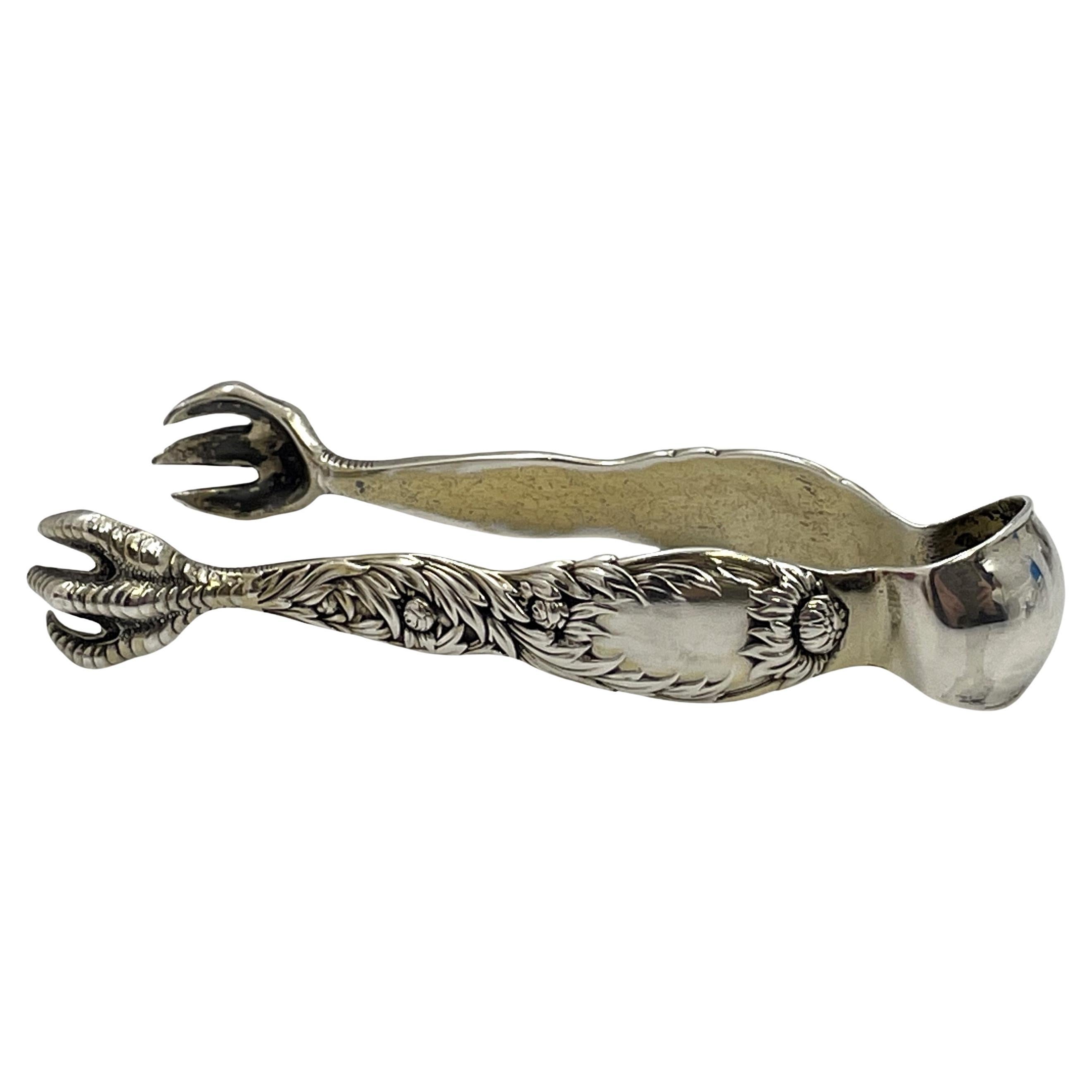 Tiffany & Co. Tenazas de azúcar de plata de ley con motivo de crisantemo de 1880 en venta