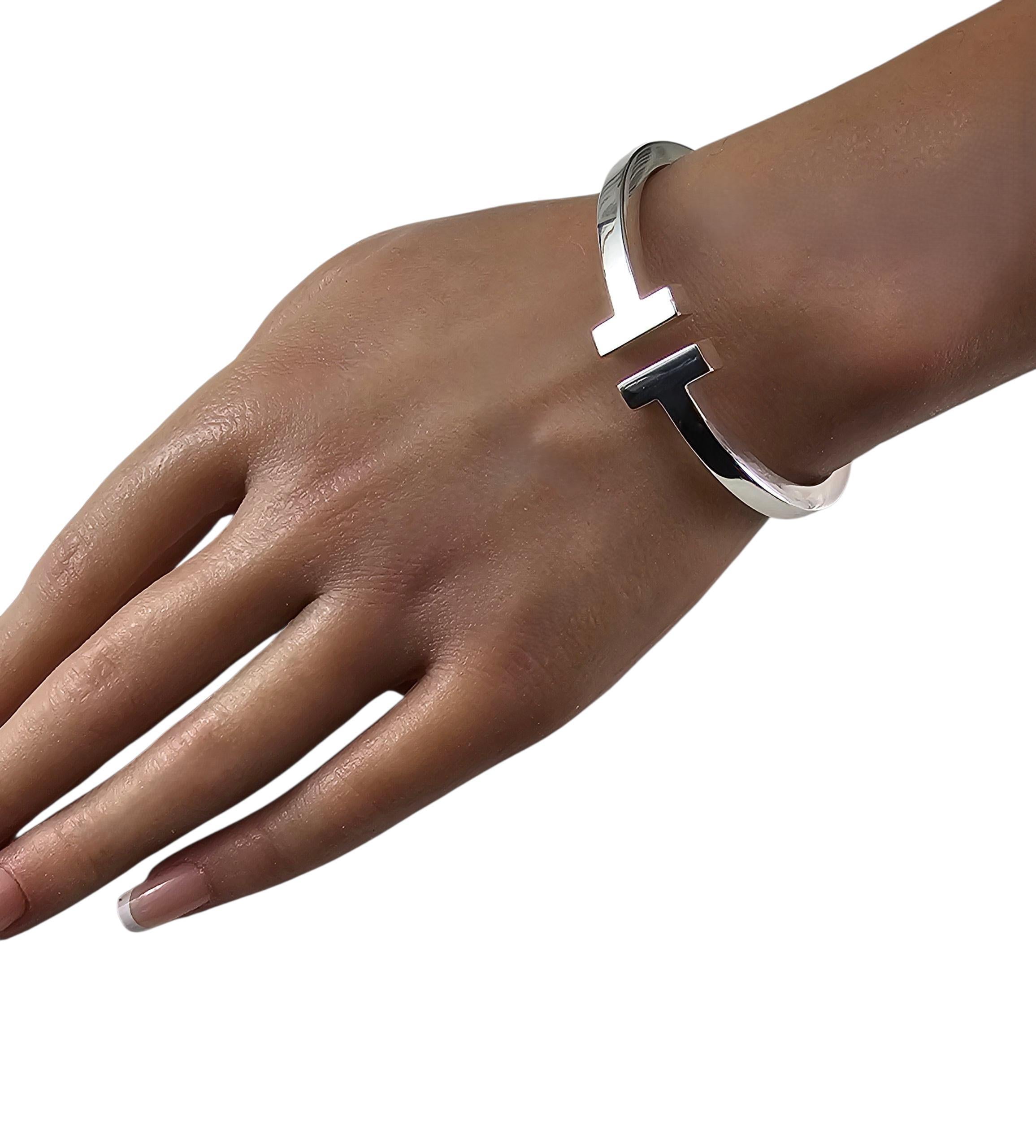 Tiffany & Co. Bracciale con cerniera quadrata a T in argento sterling con scatola #23714 in vendita 2