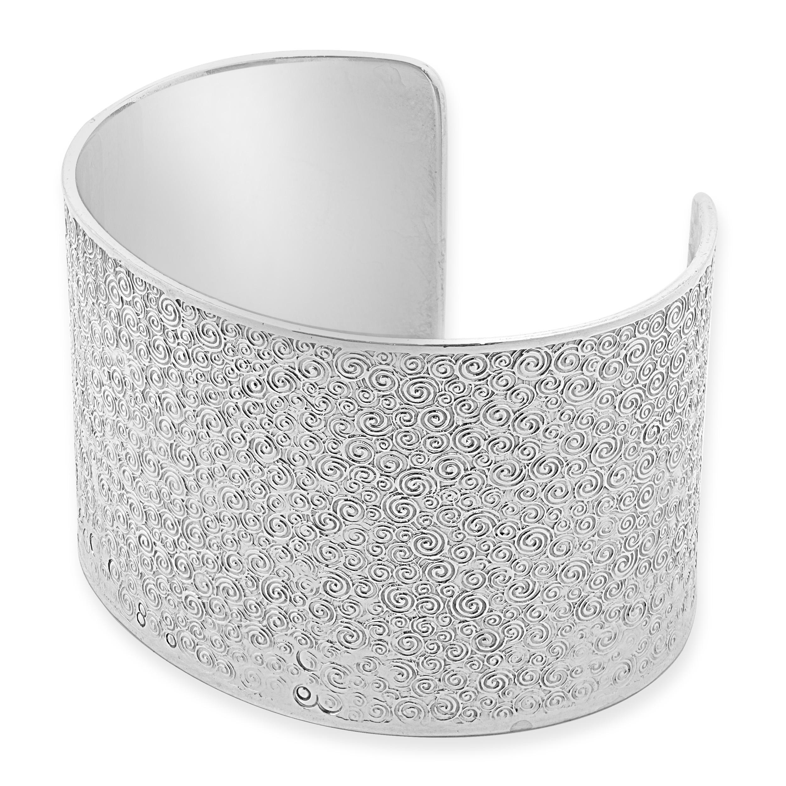 Tiffany & Co. Sterling Silver Texted Wide Cuff Bracelet im Zustand „Hervorragend“ im Angebot in Scottsdale, AZ