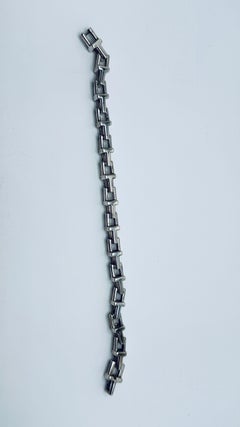 Tiffany & Co. Bracciale "Tiffany T" in argento sterling, 7,5 pollici, 23,4 g