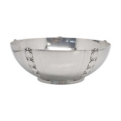 Bol à salade Tiffany & Co en argent sterling à motif de vigne de tomates/poulets 9,25 po. #16806