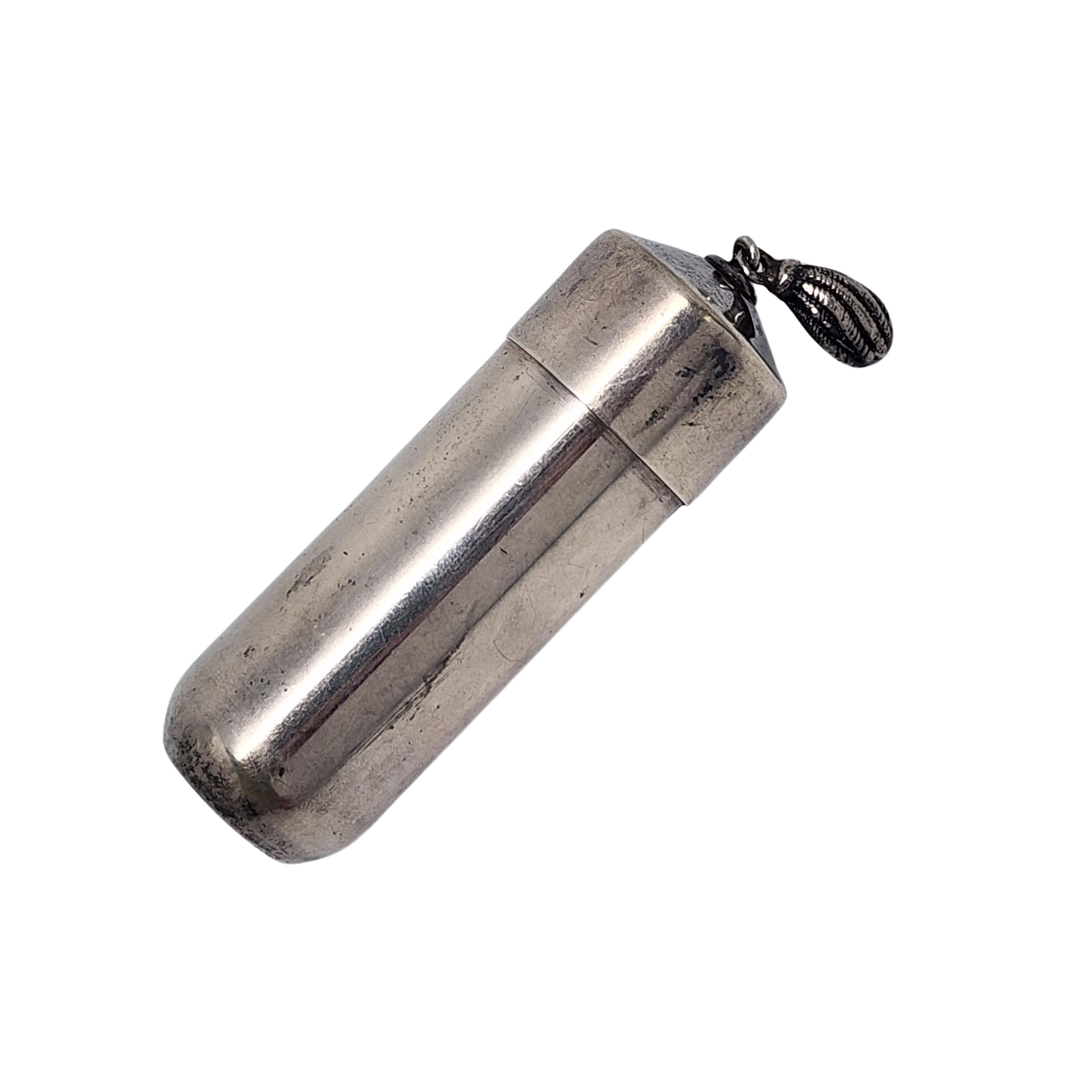 Tiffany & Co Sterling Silver Travel Sewing Kit w/Thimble and Bobbins #18465 In Good Condition In Washington Depot, CT