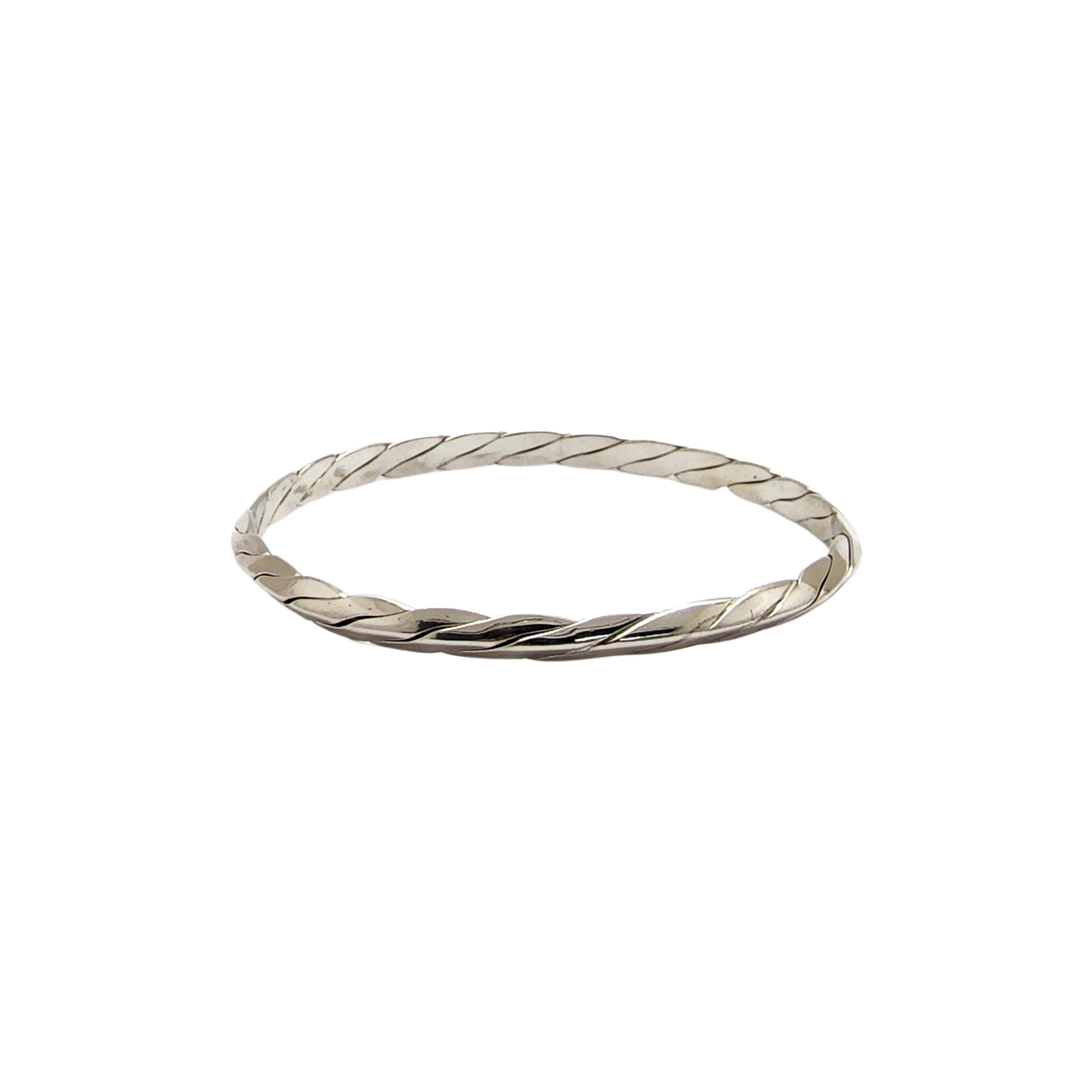 Tiffany & Co Sterling Silver Twisted Rope Cable Bangle Bracelet #13305 In Good Condition In Washington Depot, CT