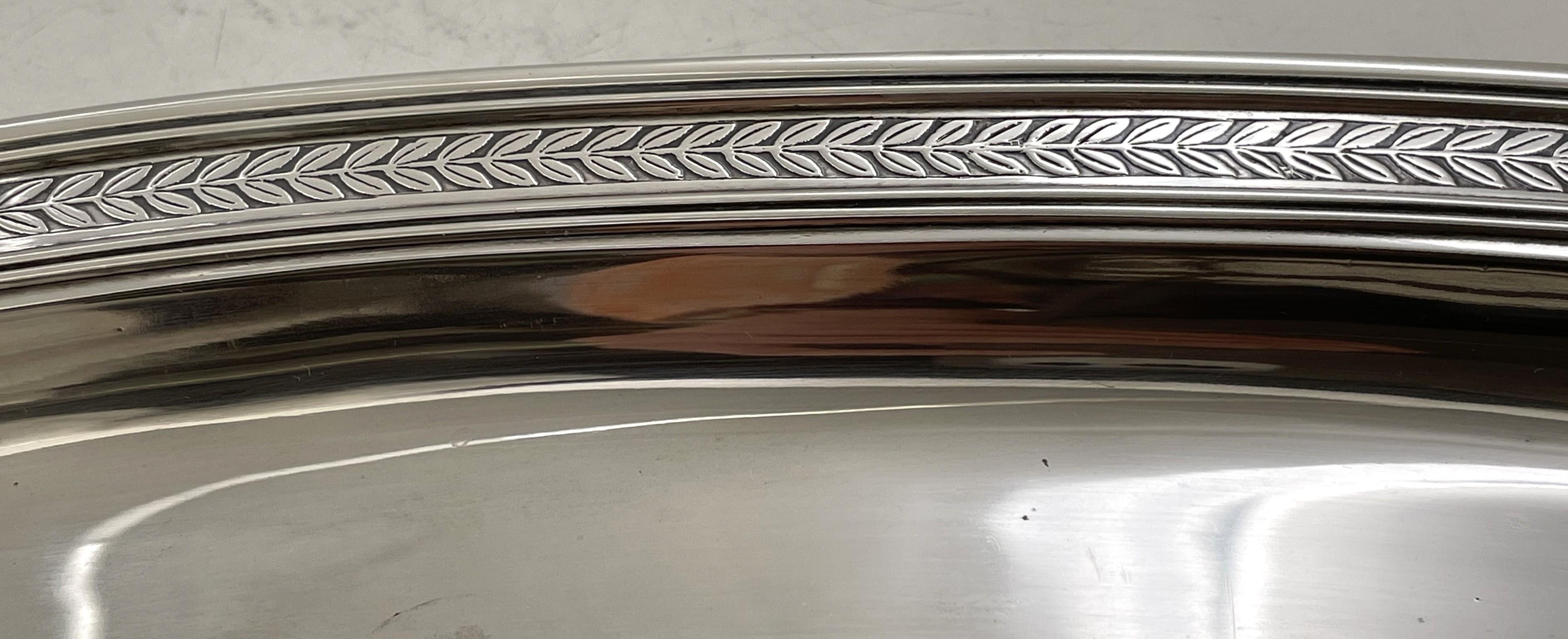 Américain Tiffany & Co. Plateau 1914 à deux anses en argent sterling de style Art Déco en vente