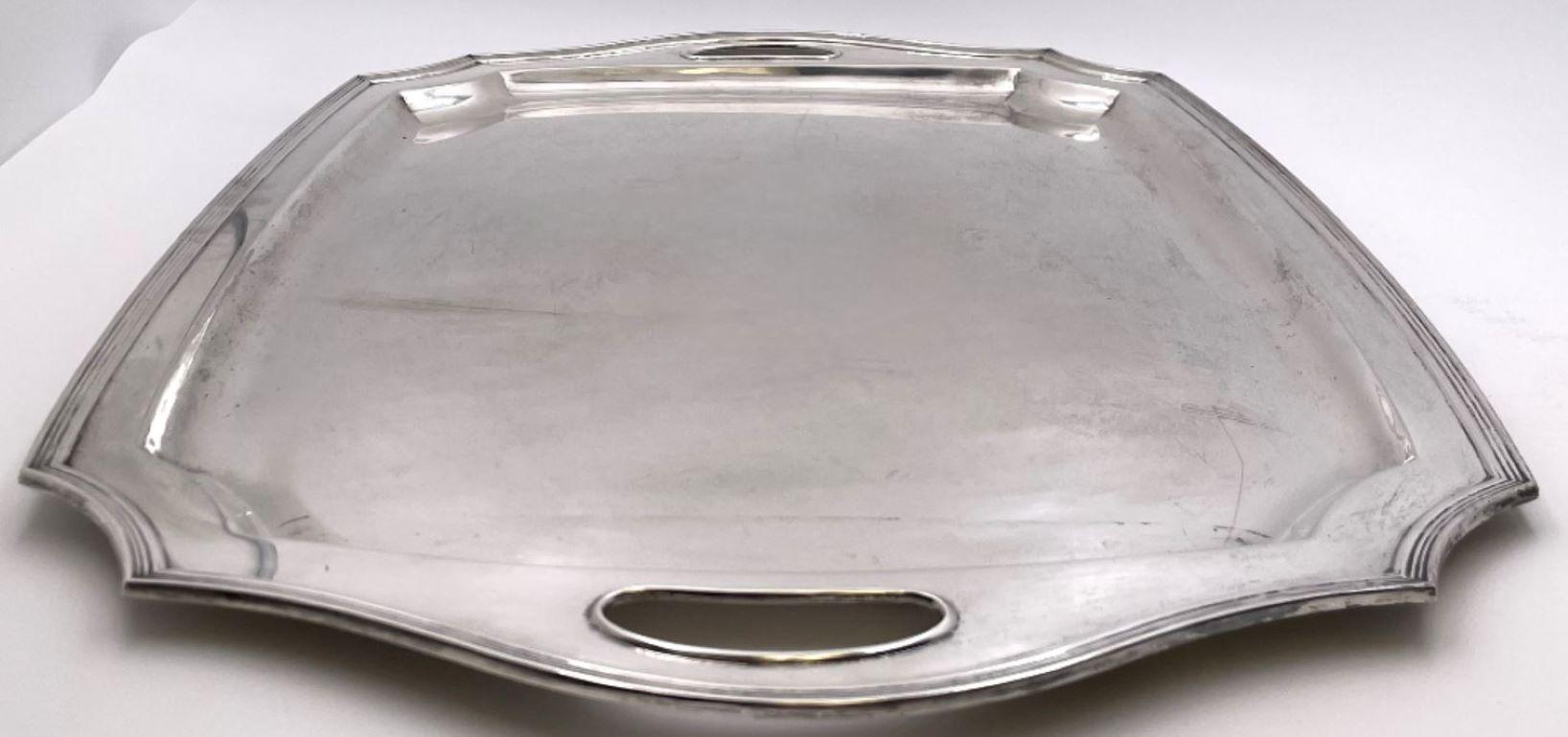 Tiffany & Co. Bandeja de dos asas de plata de ley de 1926 en estilo Art Déco Art Decó en venta