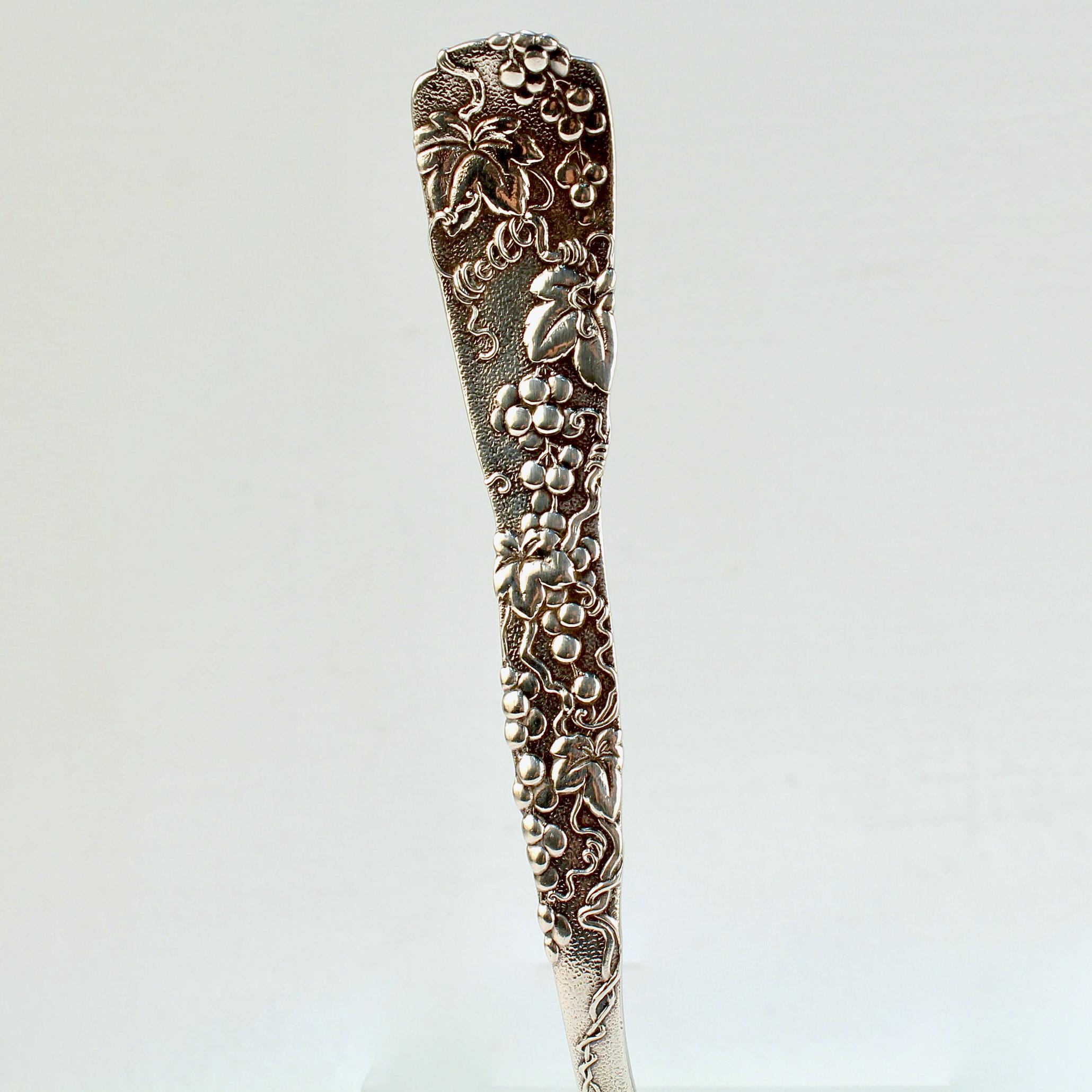 Tiffany & Co. Sterling Silver Vine Pattern Berry or Serving Spoon In Good Condition For Sale In Philadelphia, PA