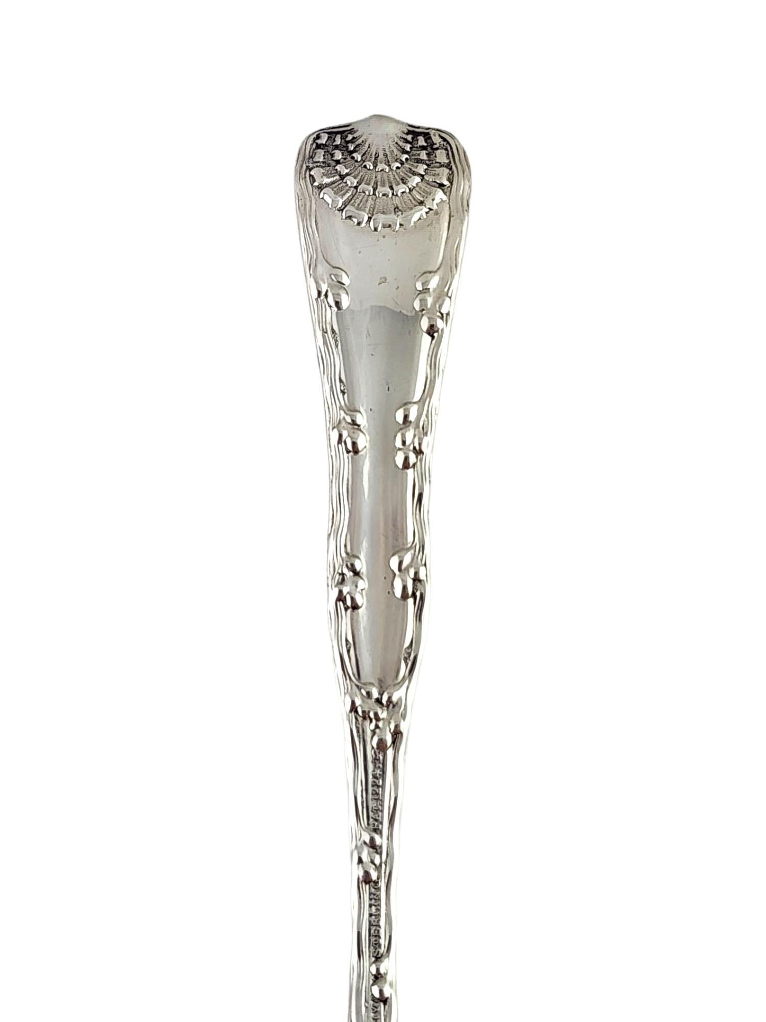 Tiffany & Co. in argento sterling con bordo a onda, piccolo setaccio per lo zucchero #18398 in vendita 3