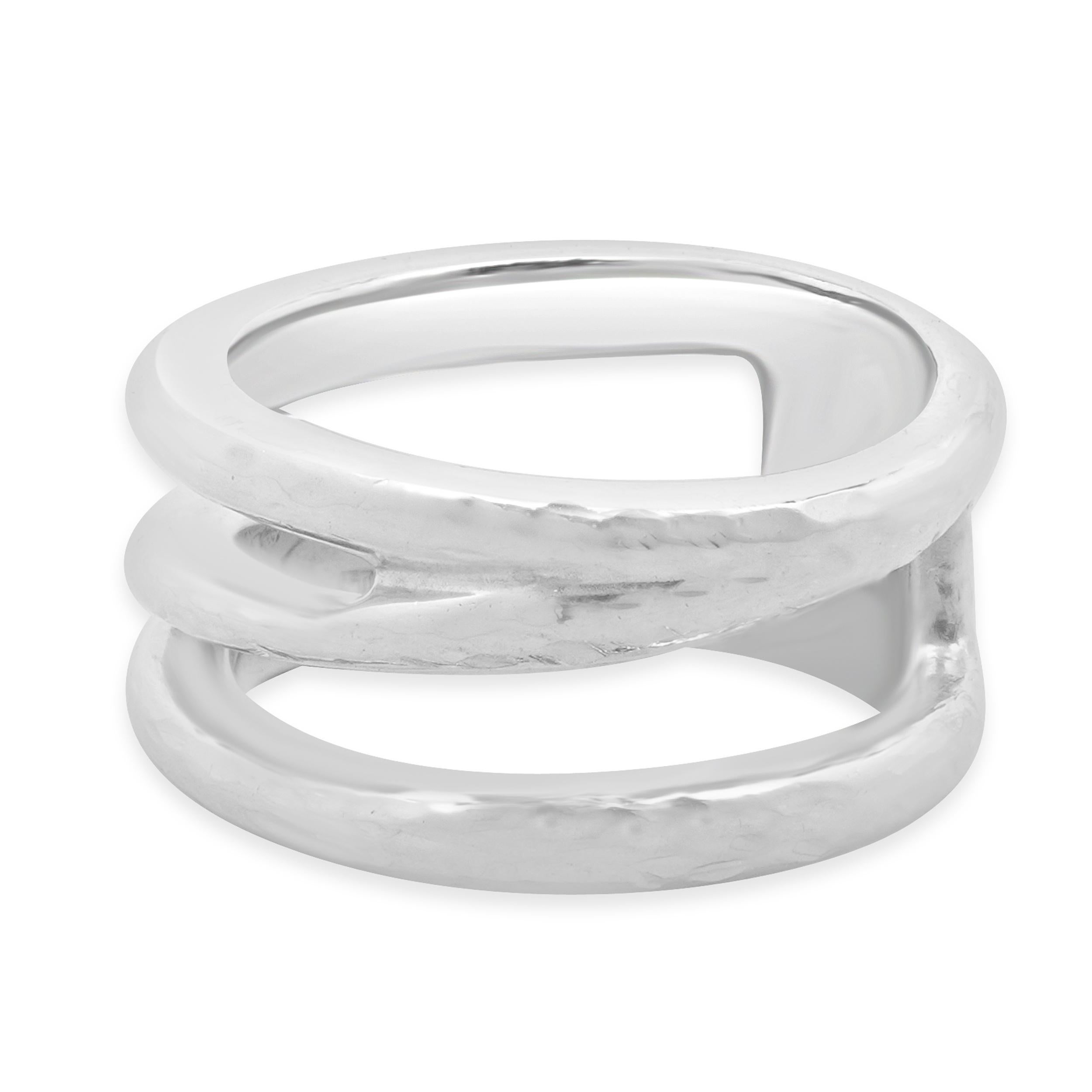 Designer: Tiffany & Co. 
Materiale: argento sterling
Dimensione: 5.25
Peso: 8.77 grammi
