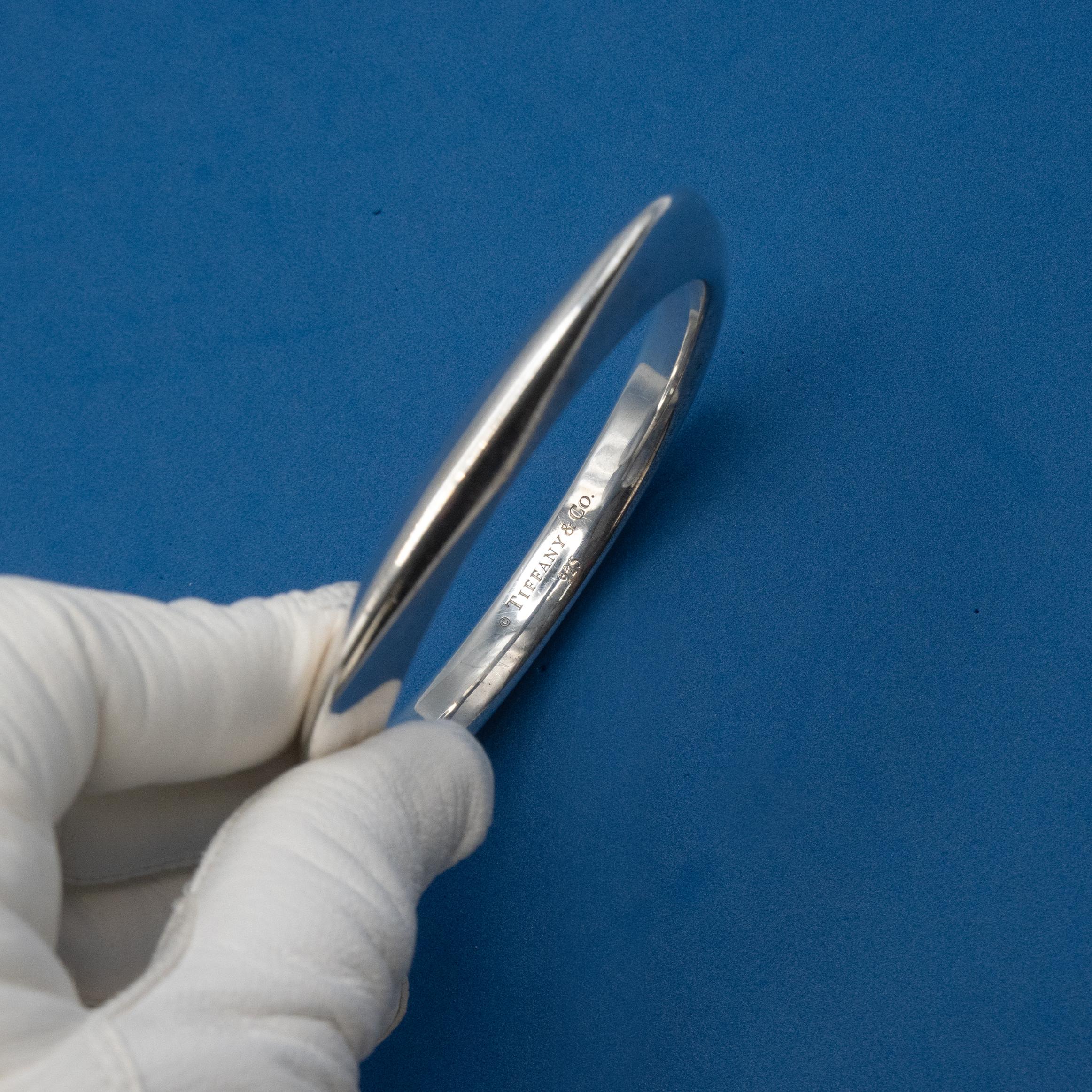 da uomo o donna Tiffany & Co. Bracciale quadrato in argento con cuscino in vendita